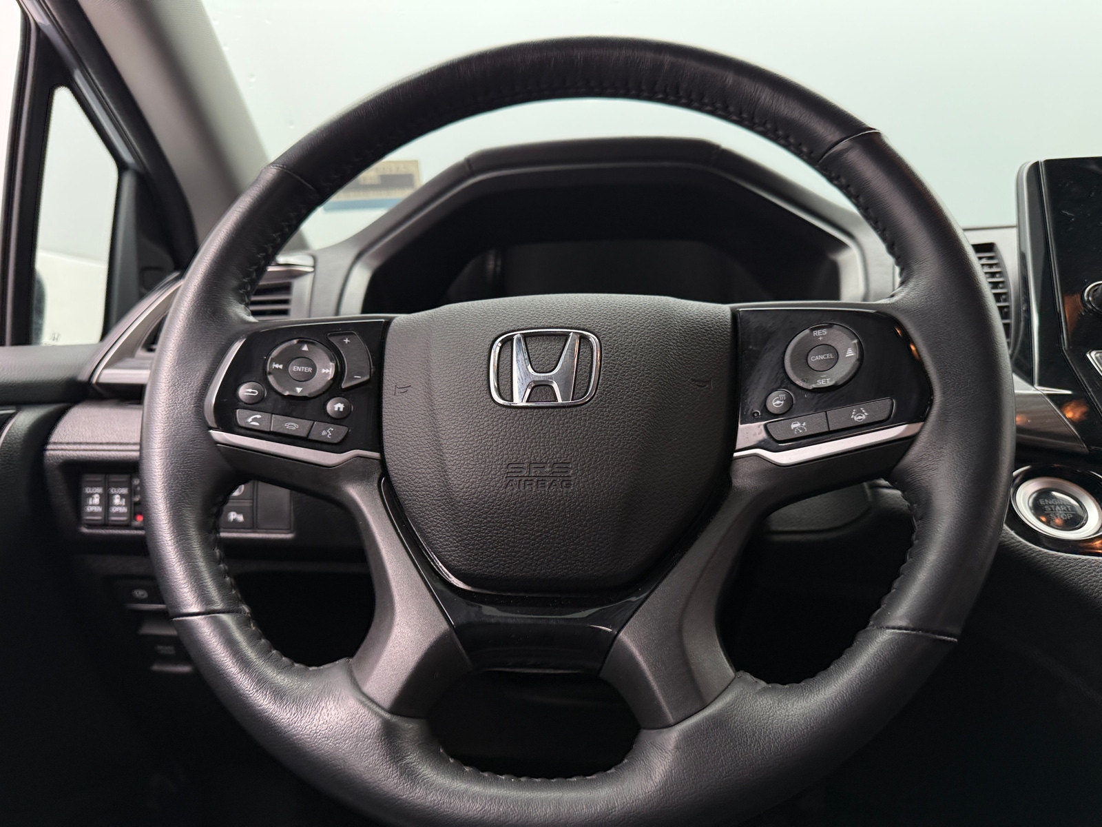 Thumbnail: 2023 Honda Odyssey - 4