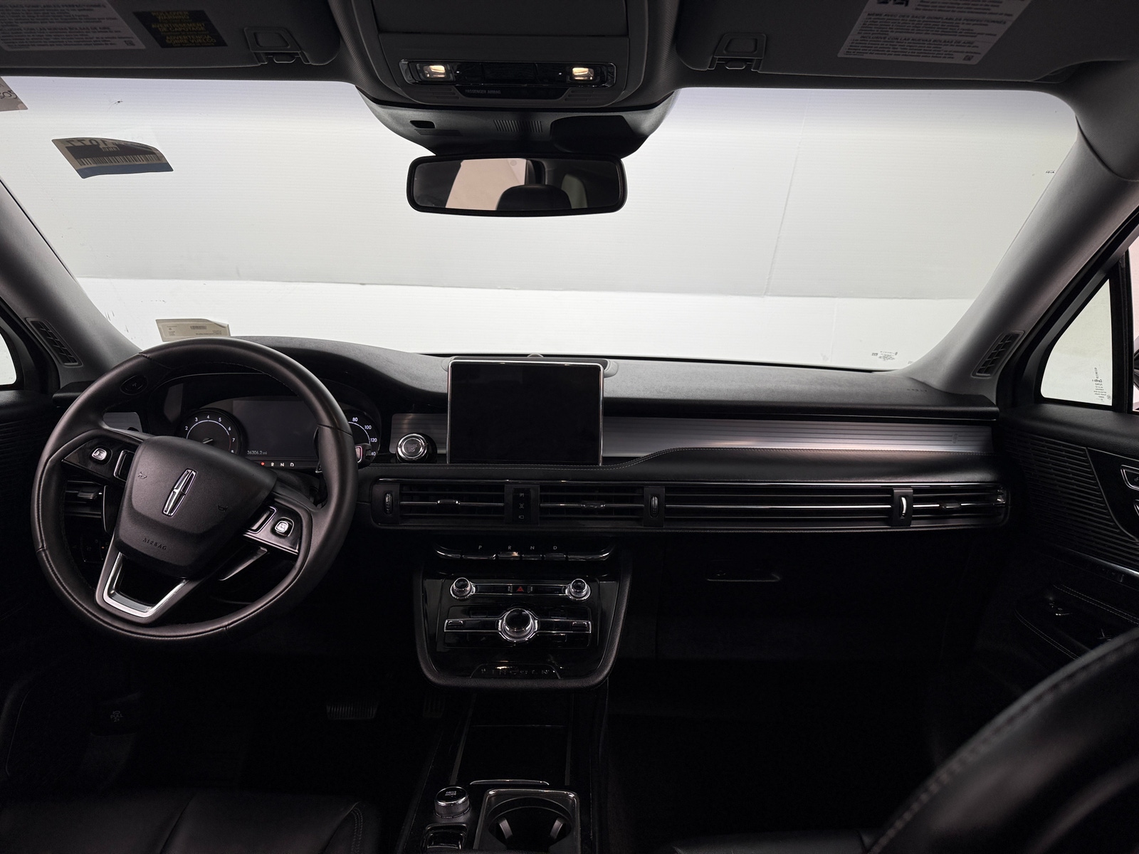 Thumbnail: 2022 Lincoln Corsair - 2