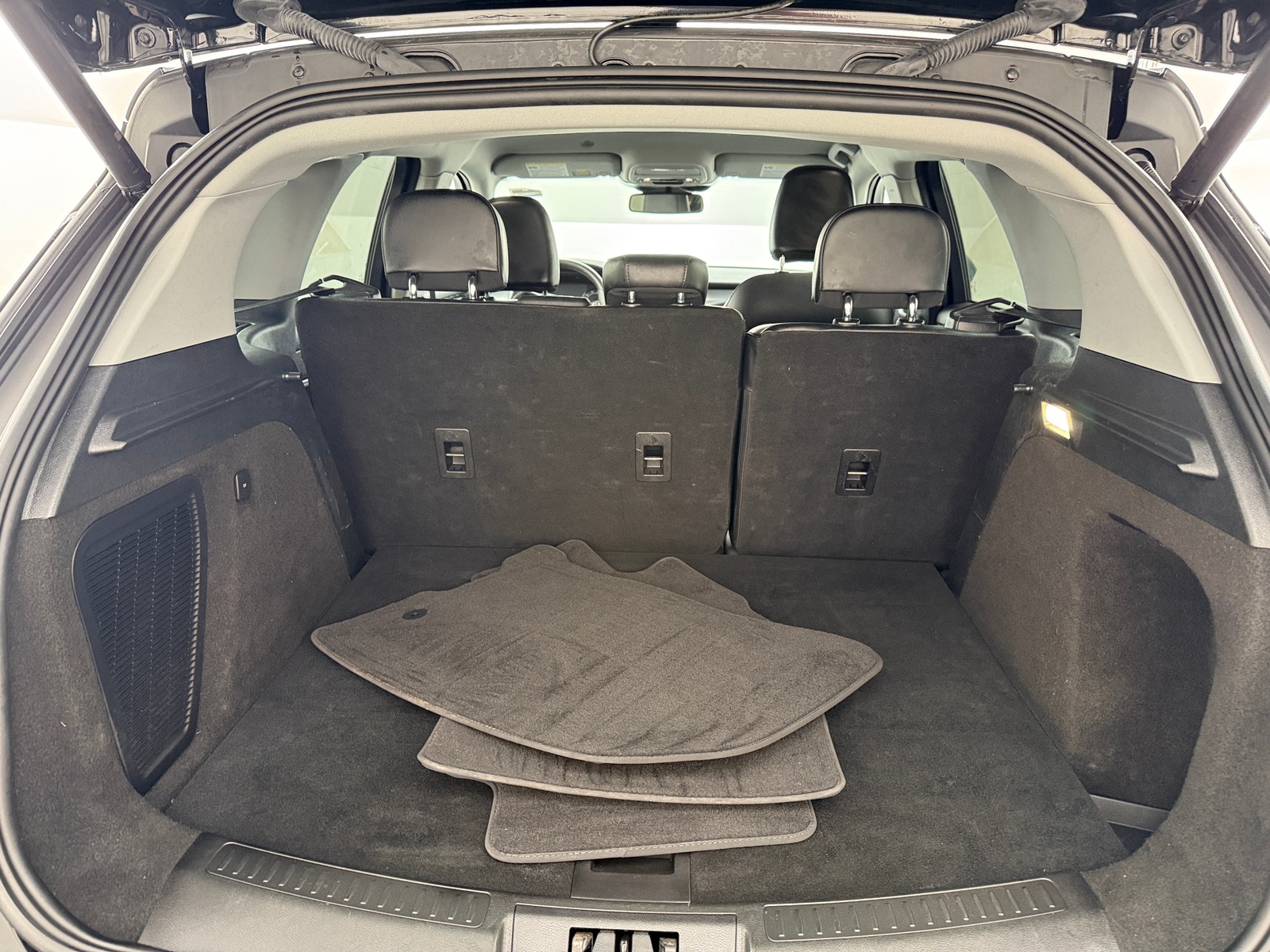 Thumbnail: 2022 Lincoln Corsair - 6