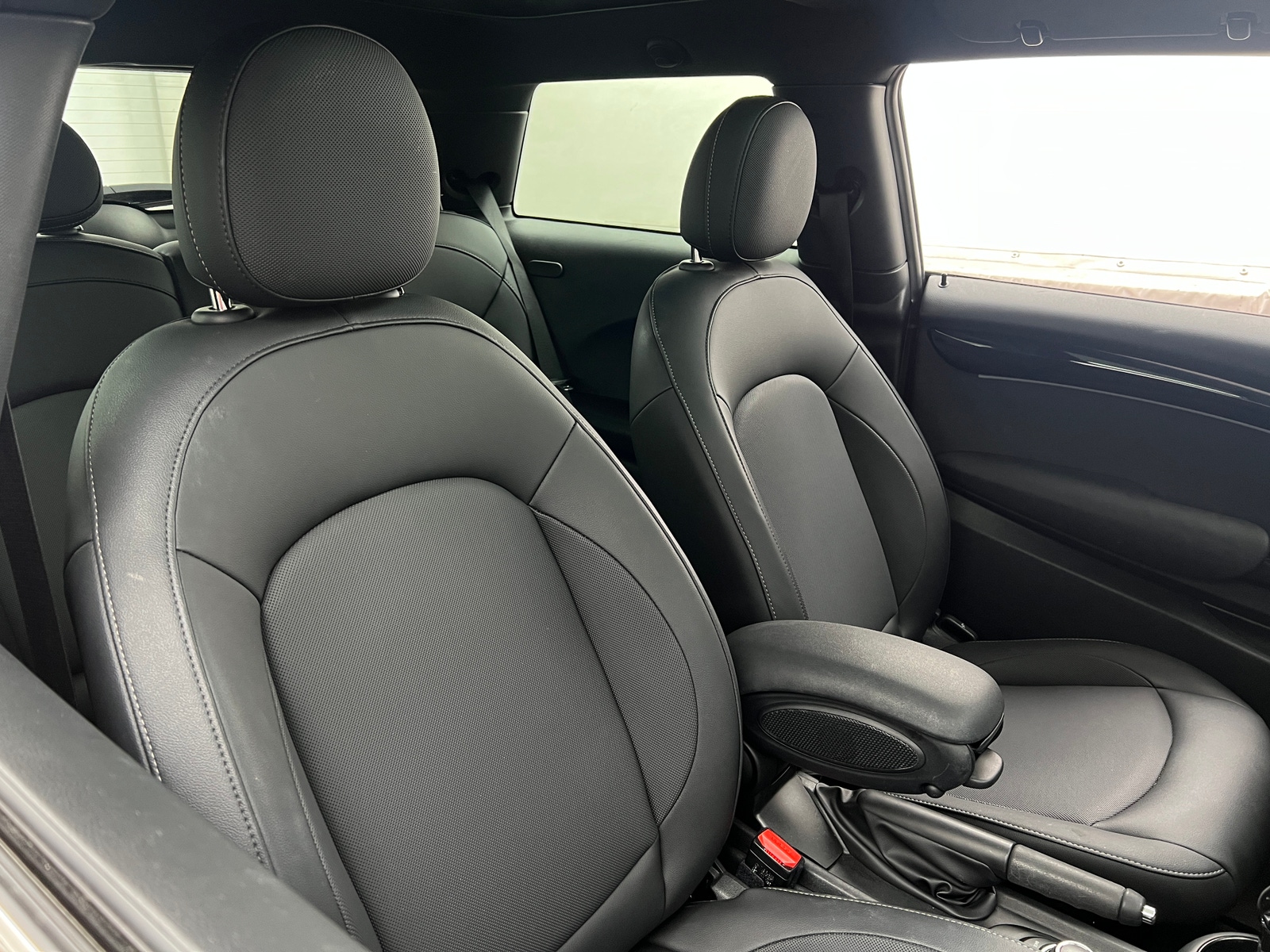 Thumbnail: 2022 MINI Cooper Hardtop - 2