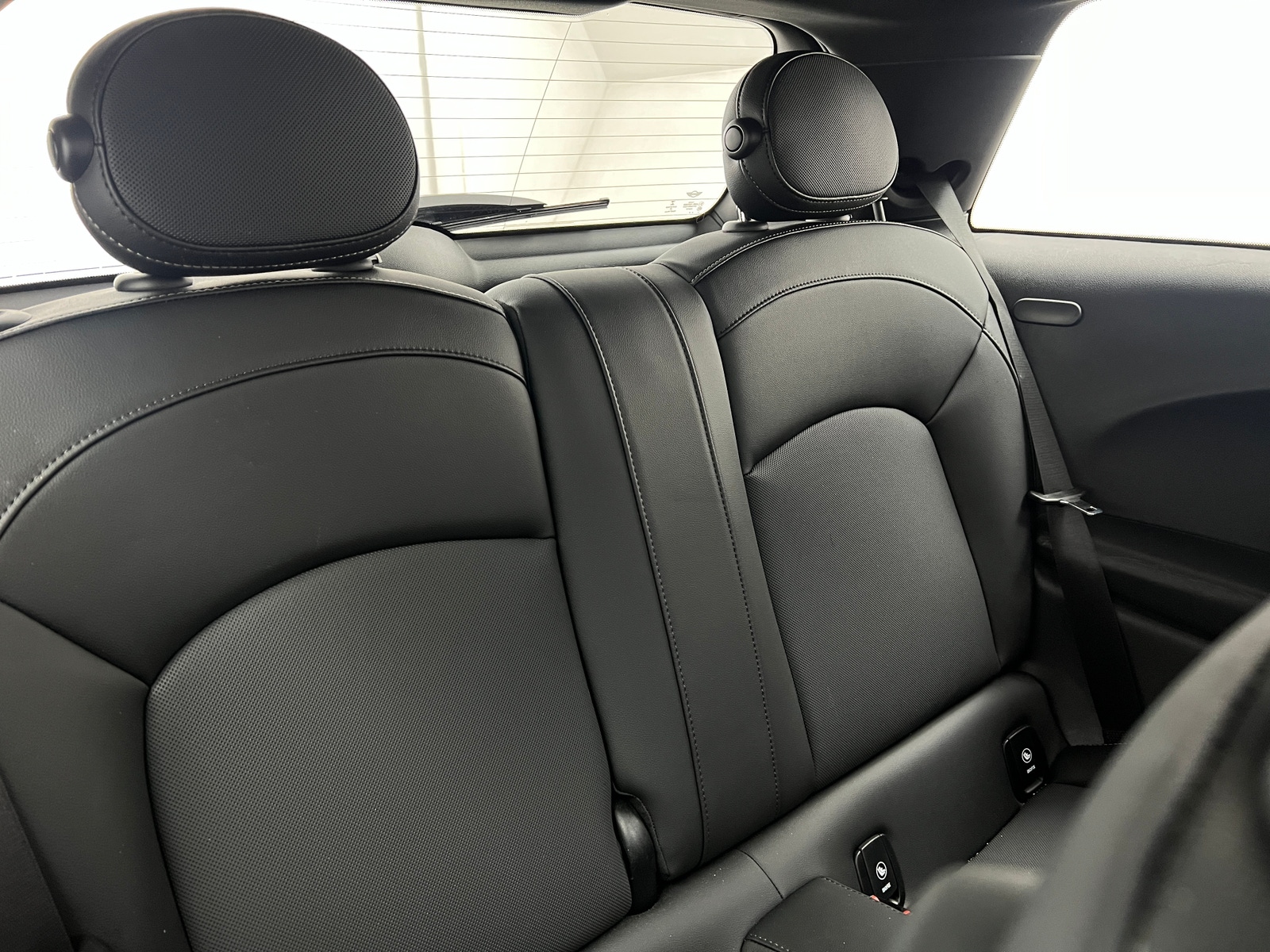 Thumbnail: 2022 MINI Cooper Hardtop - 6