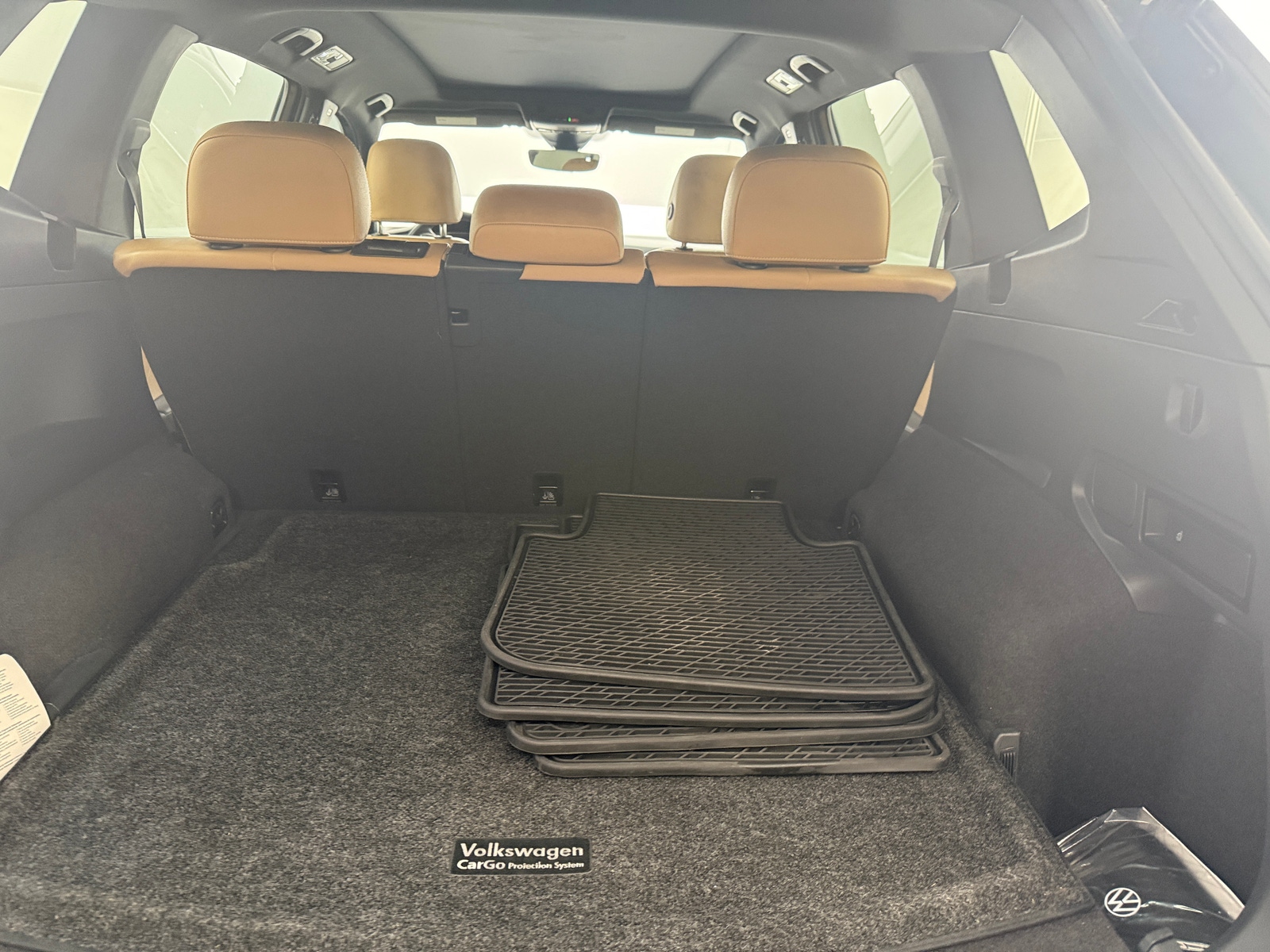 Thumbnail: 2022 Volkswagen Tiguan - 6