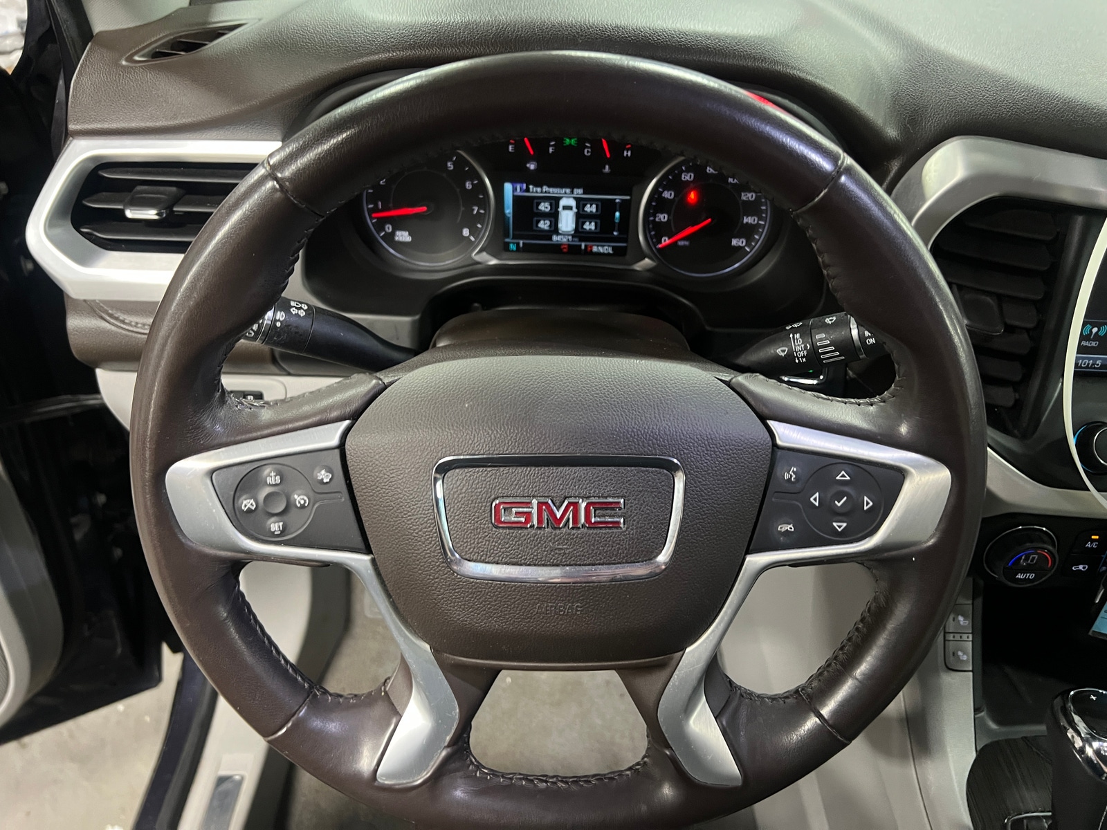 Thumbnail: 2019 GMC Acadia - 4