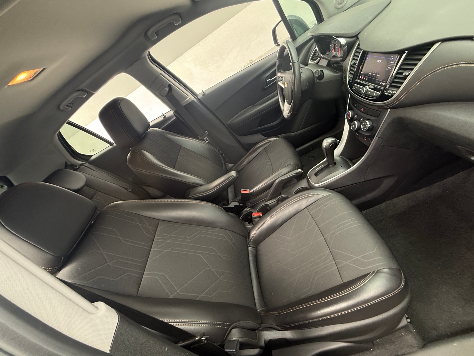 Thumbnail: 2020 Chevrolet Trax - 2