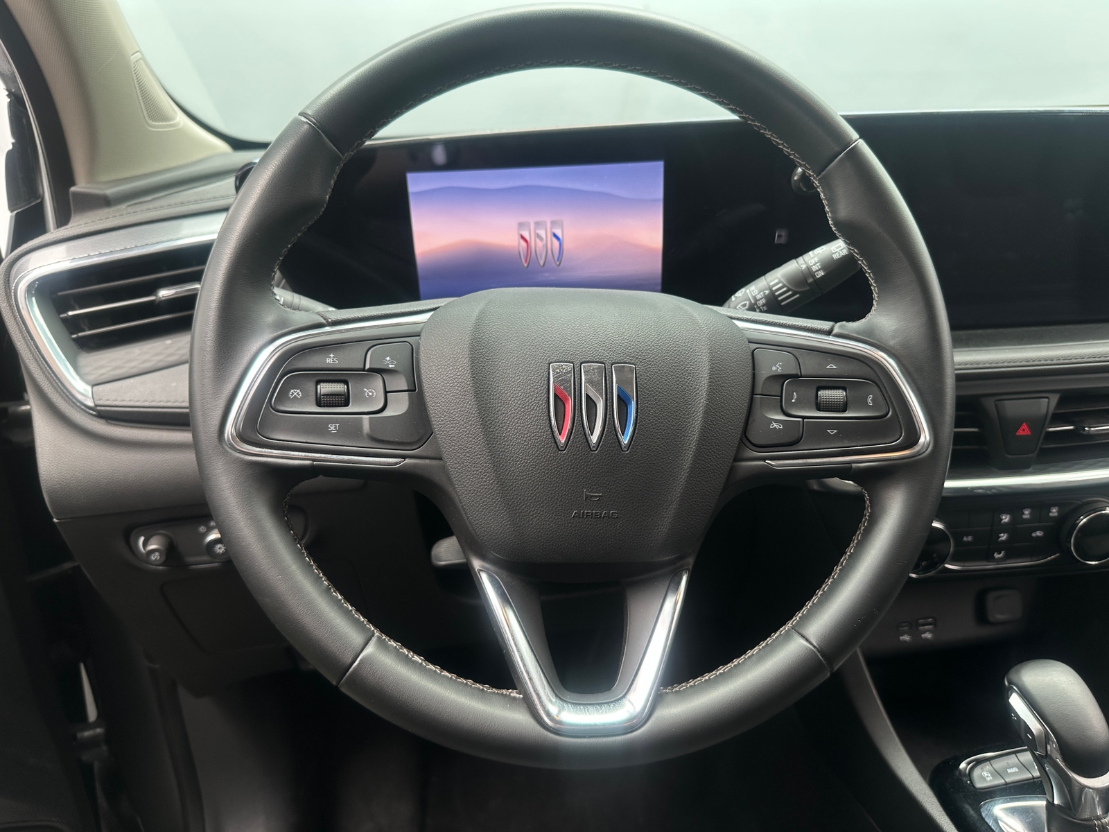 Thumbnail: 2025 Buick Encore GX - 4