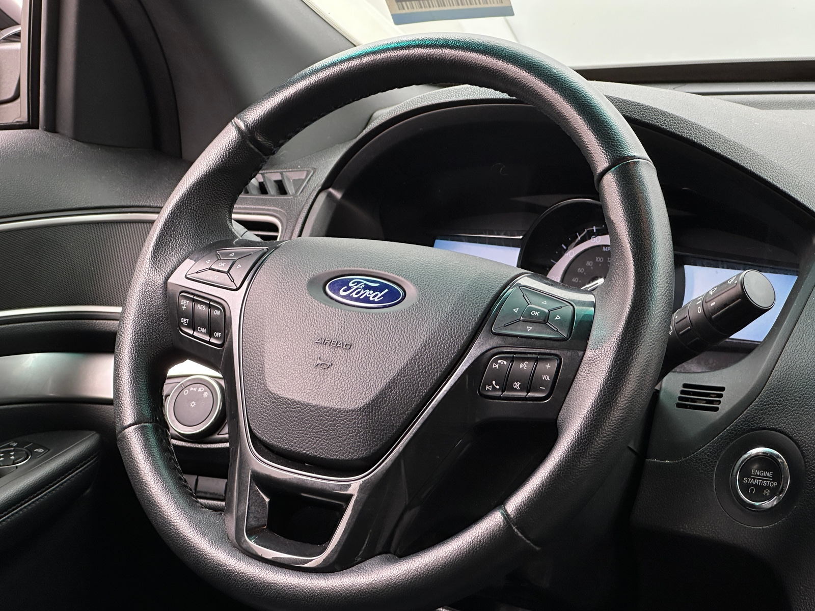 Thumbnail: 2017 Ford Explorer - 5