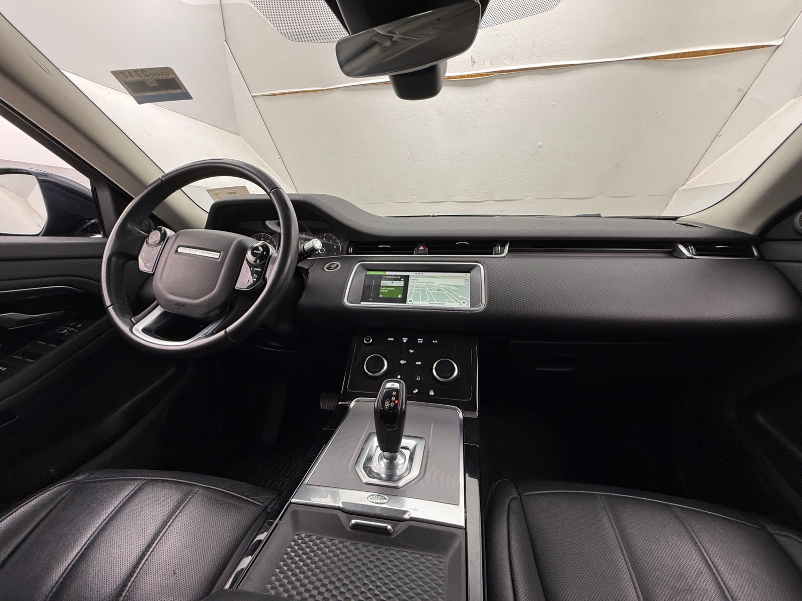 Thumbnail: 2020 Land Rover Range Rover Evoque - 2