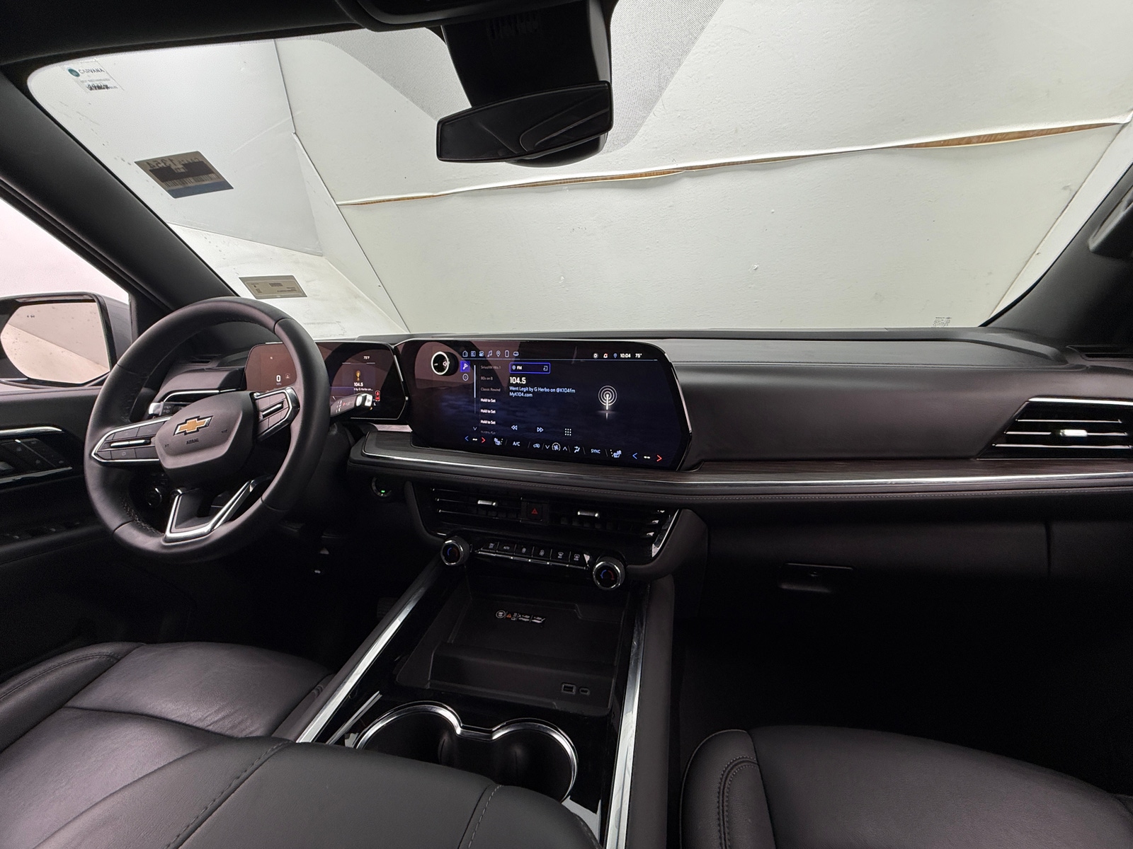 Thumbnail: 2025 Chevrolet Tahoe - 2