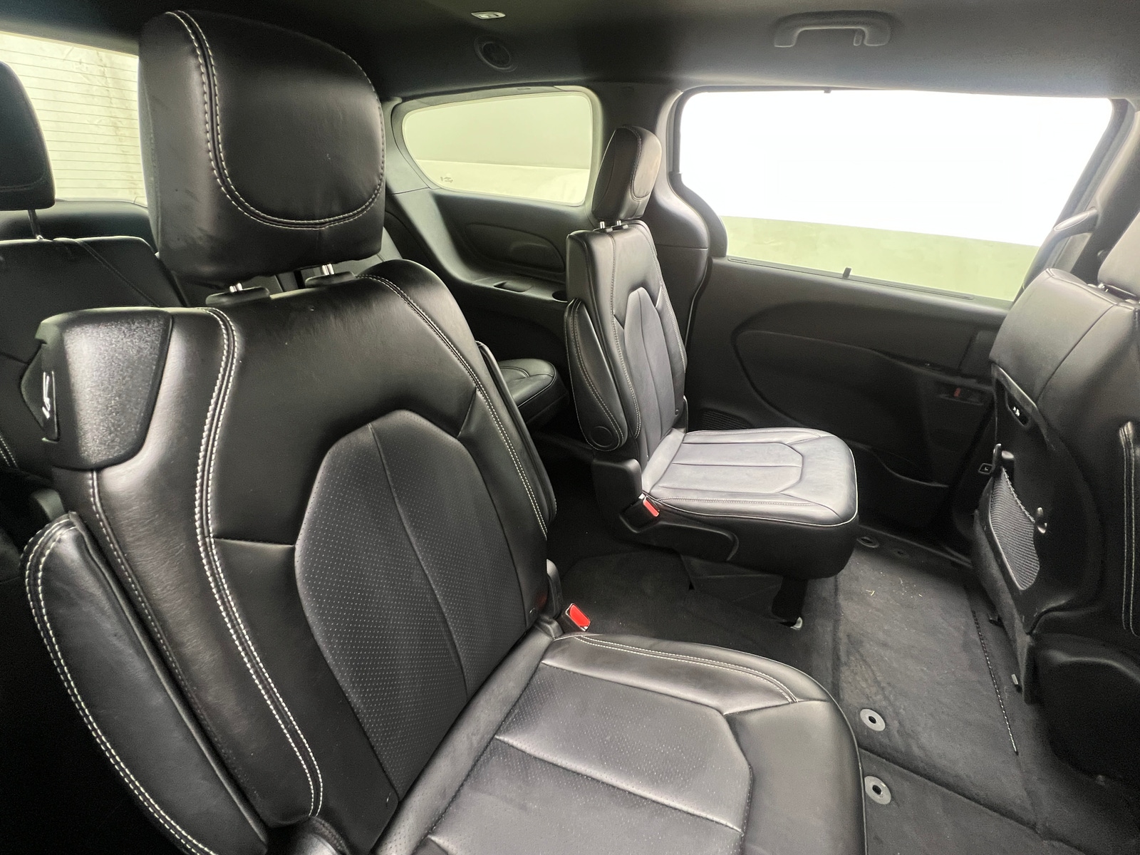 Thumbnail: 2025 Chrysler Pacifica - 5