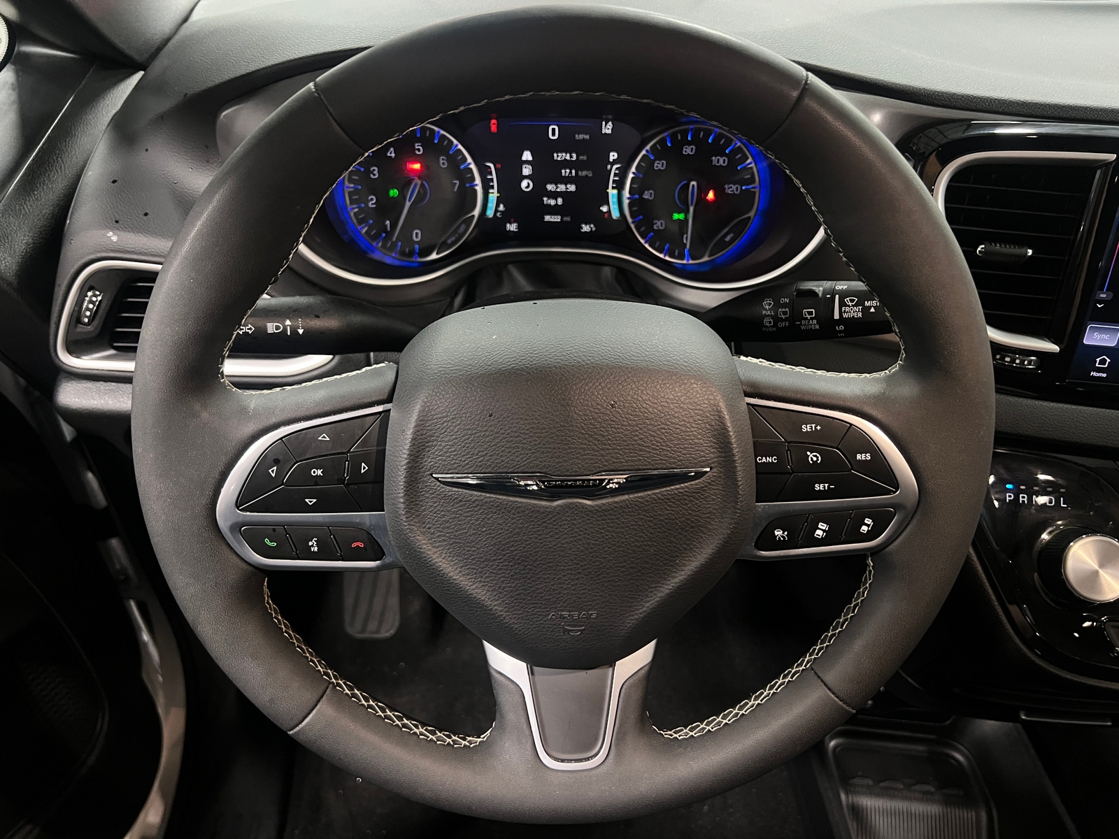 Thumbnail: 2025 Chrysler Pacifica - 4