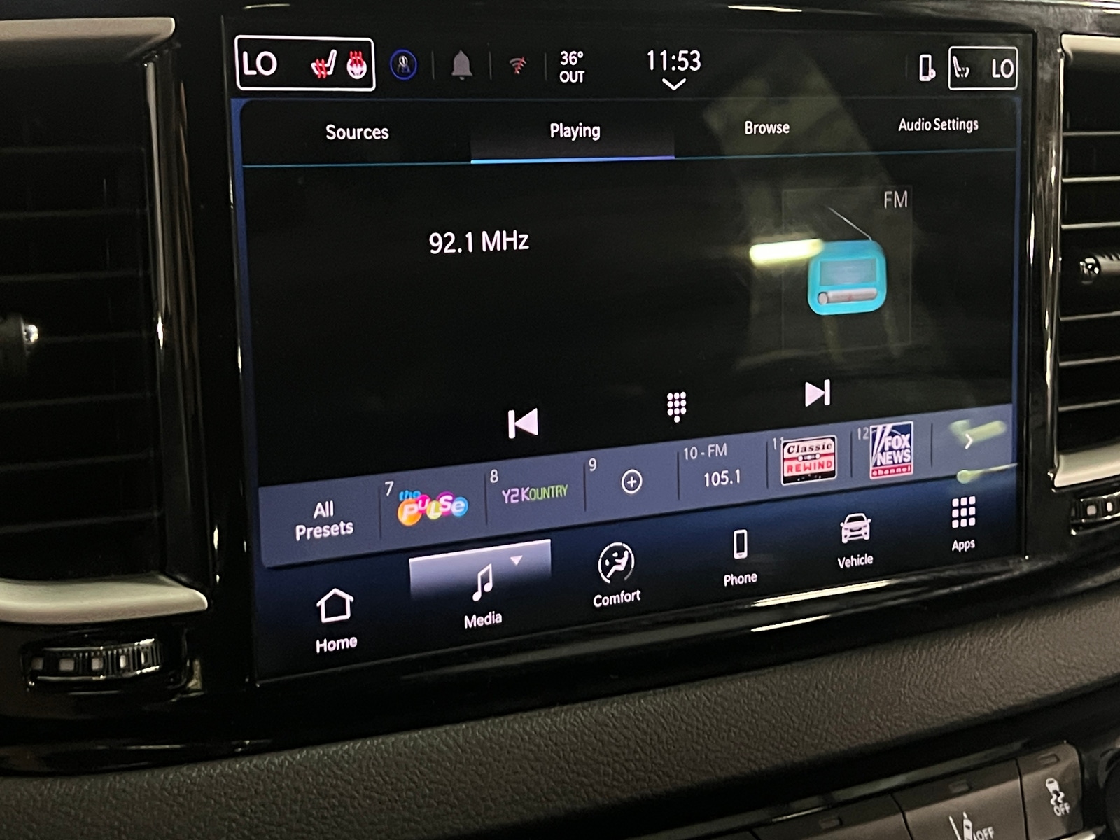 Thumbnail: 2025 Chrysler Pacifica - 3