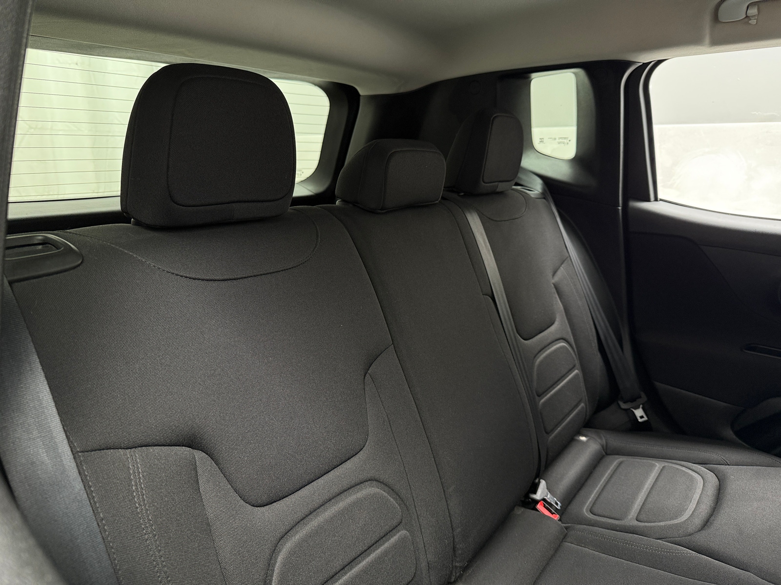 Thumbnail: 2021 Jeep Renegade - 6