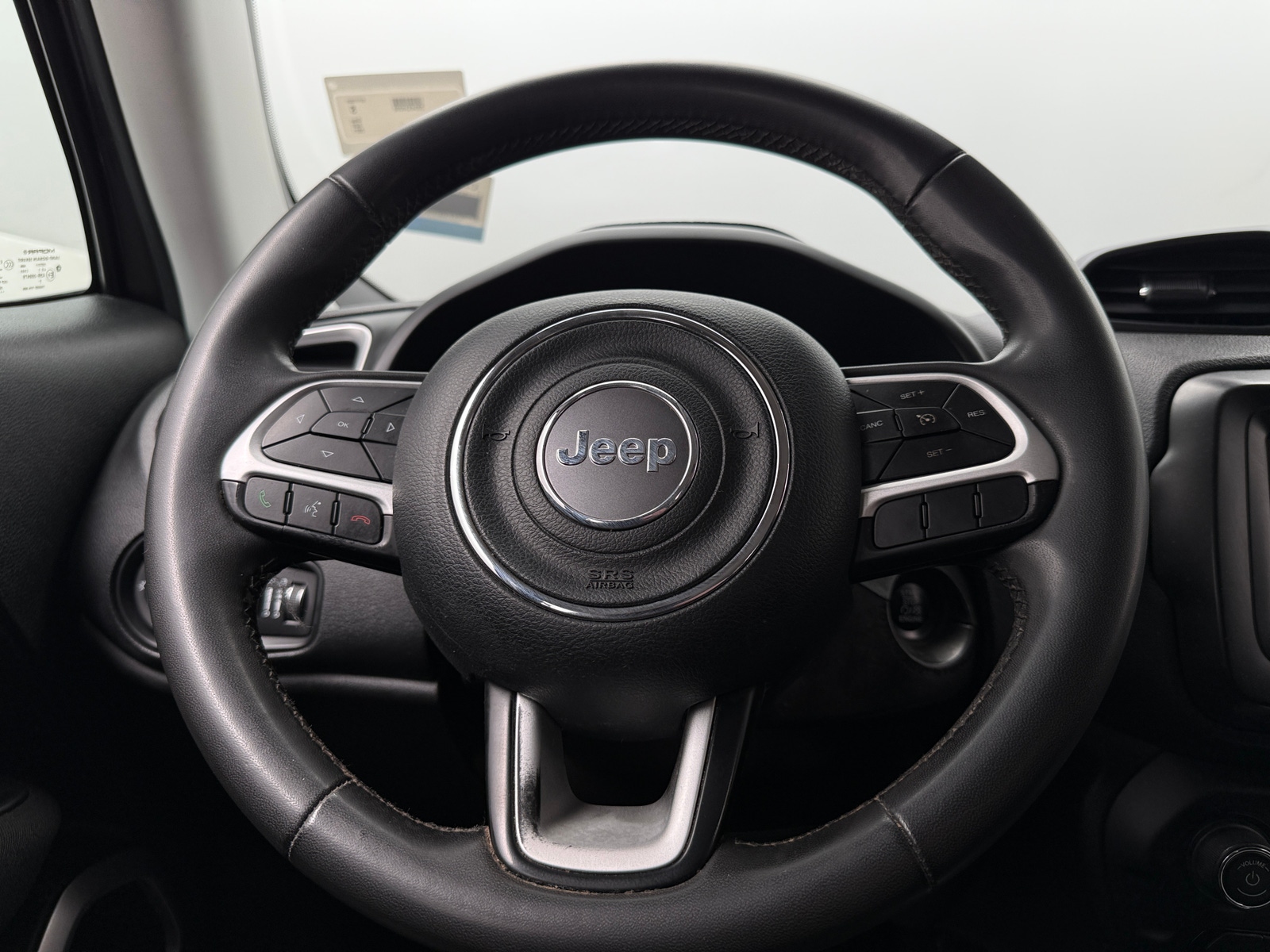 Thumbnail: 2021 Jeep Renegade - 5