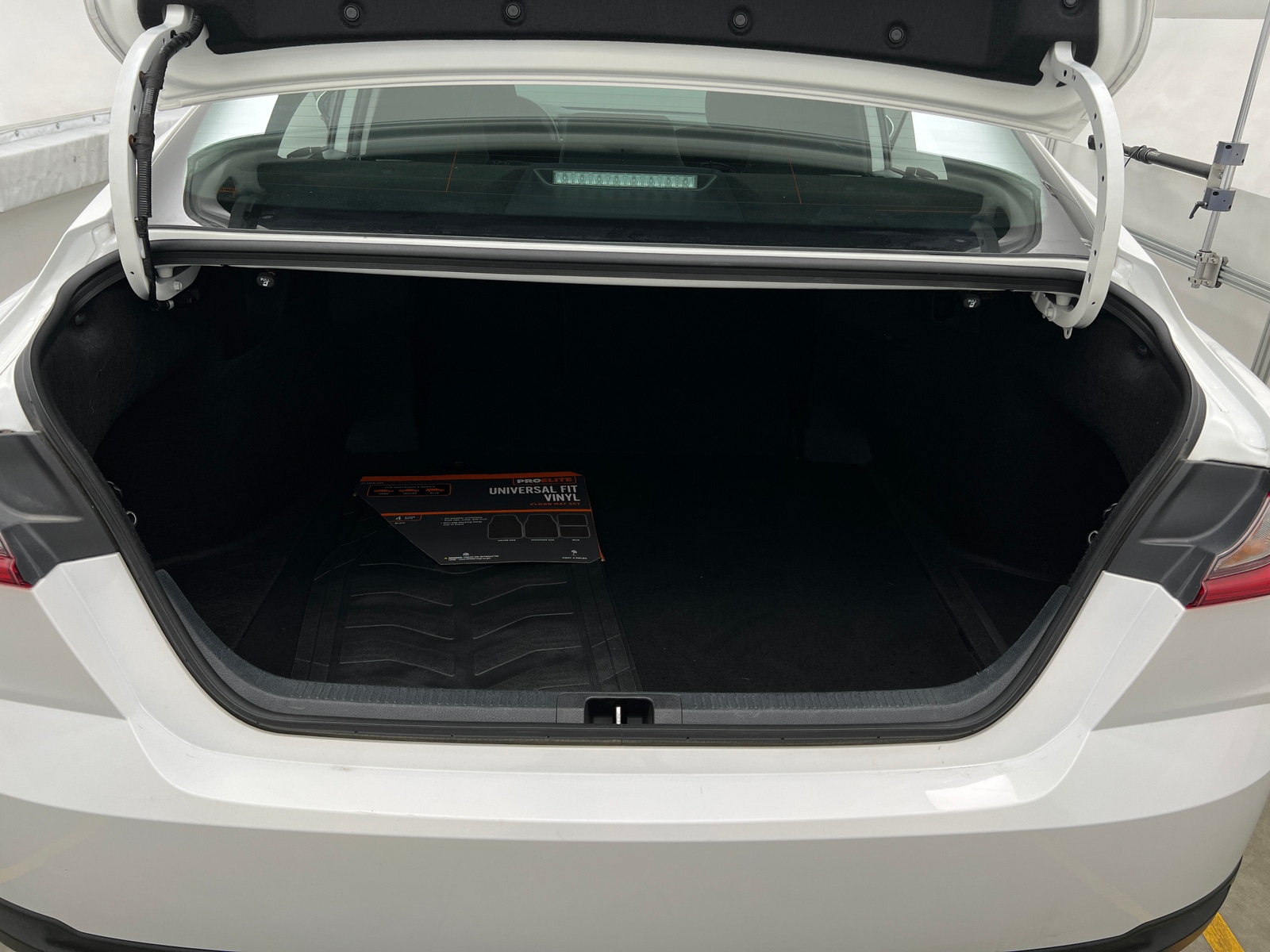 Thumbnail: 2025 Toyota Camry - 7