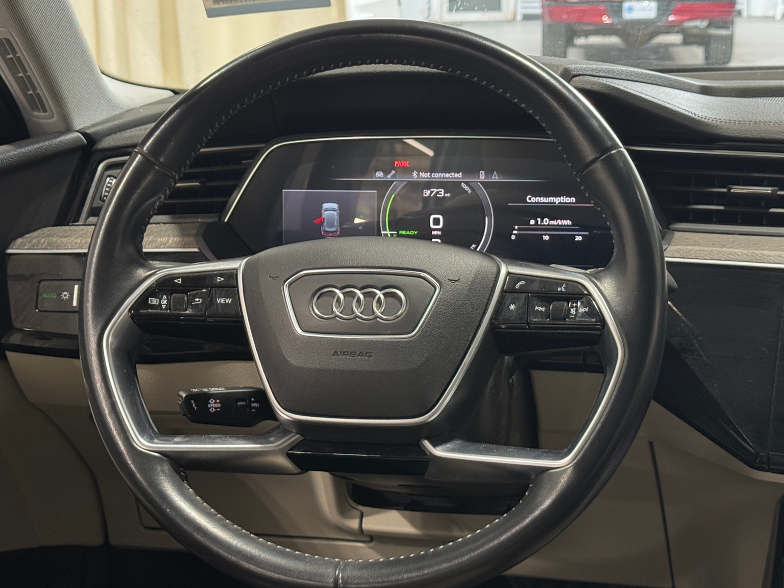 Thumbnail: 2021 Audi e-tron S - 4