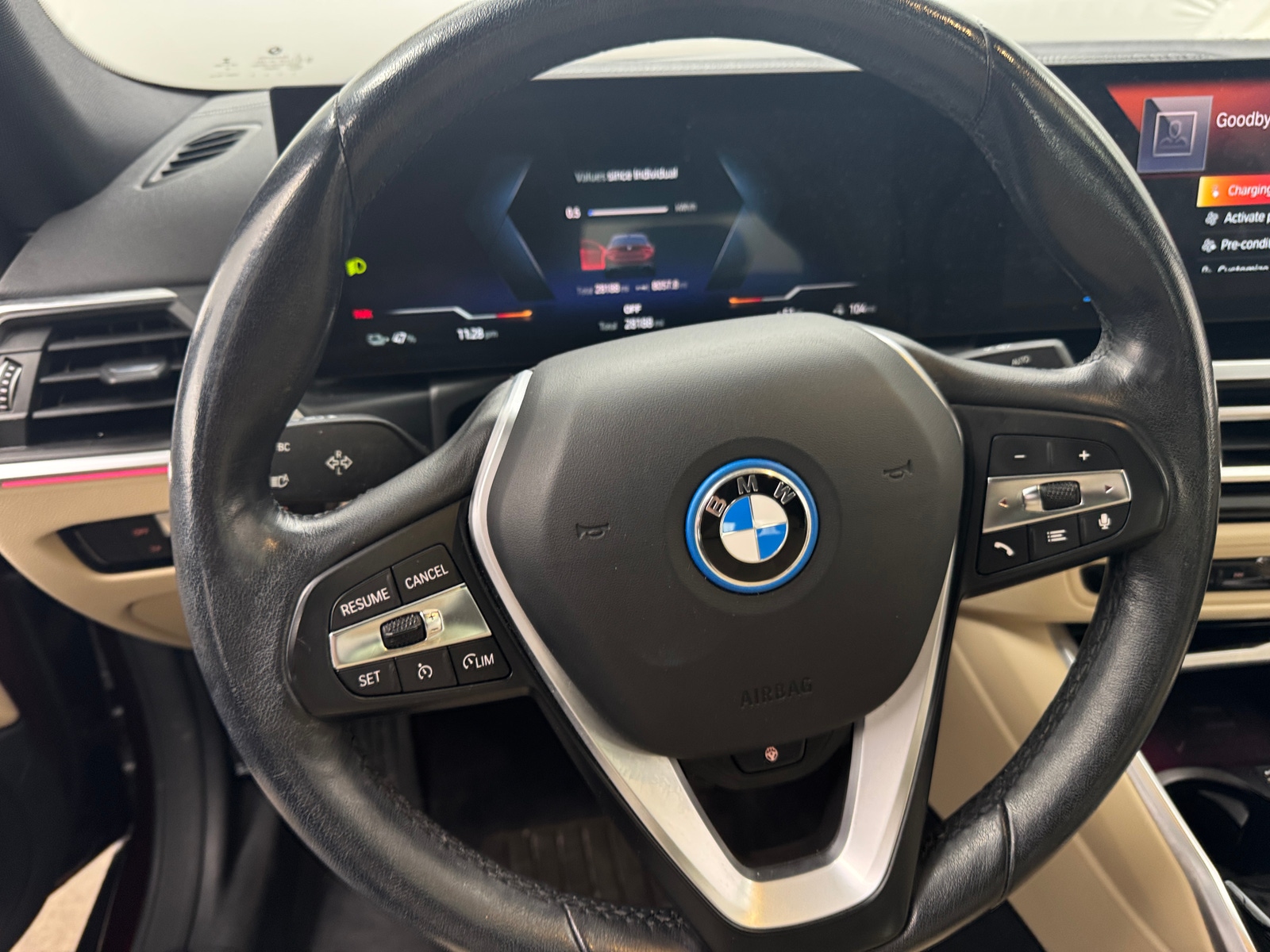 Thumbnail: 2022 BMW i4 - 4