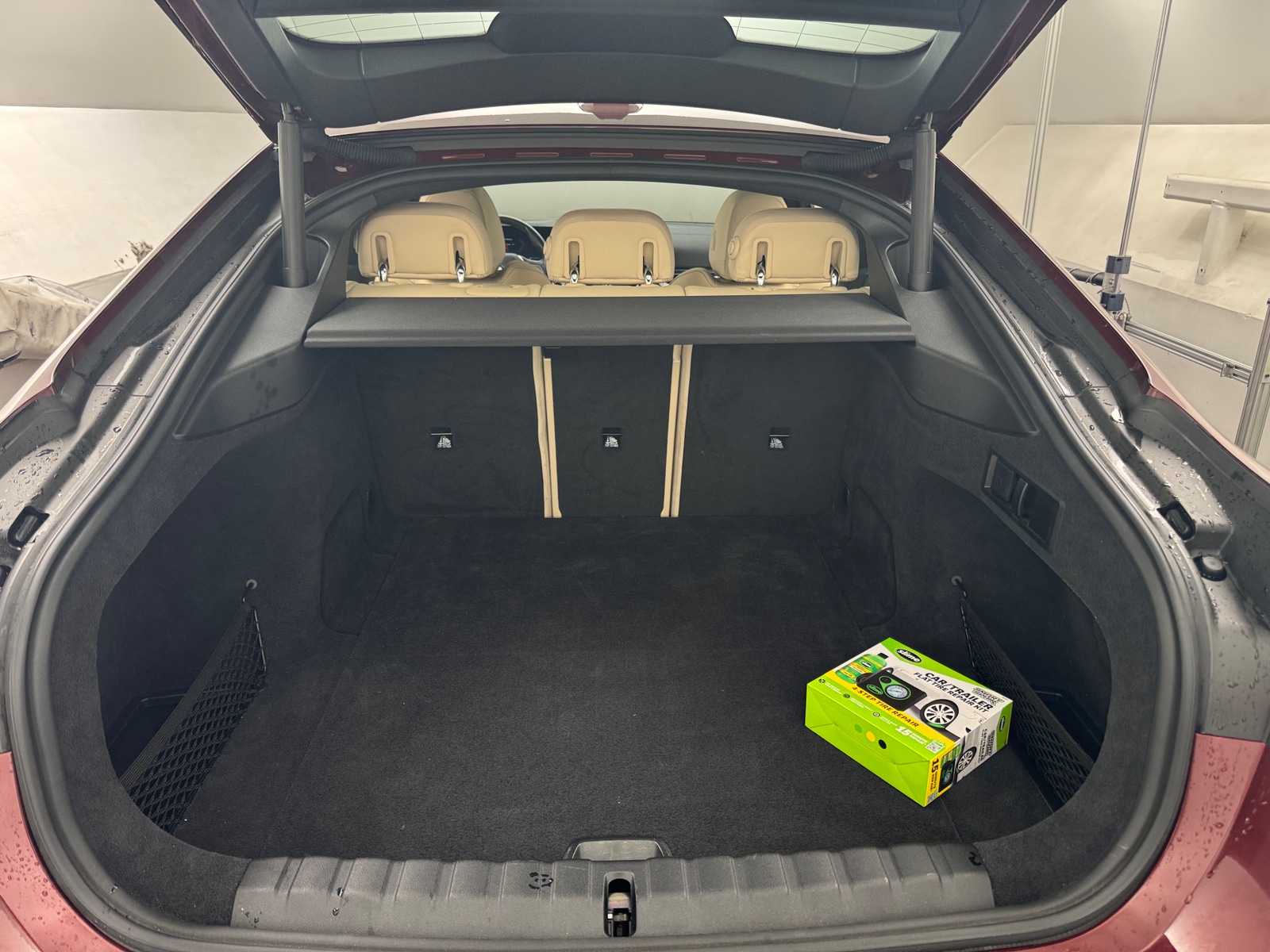 Thumbnail: 2022 BMW i4 - 6