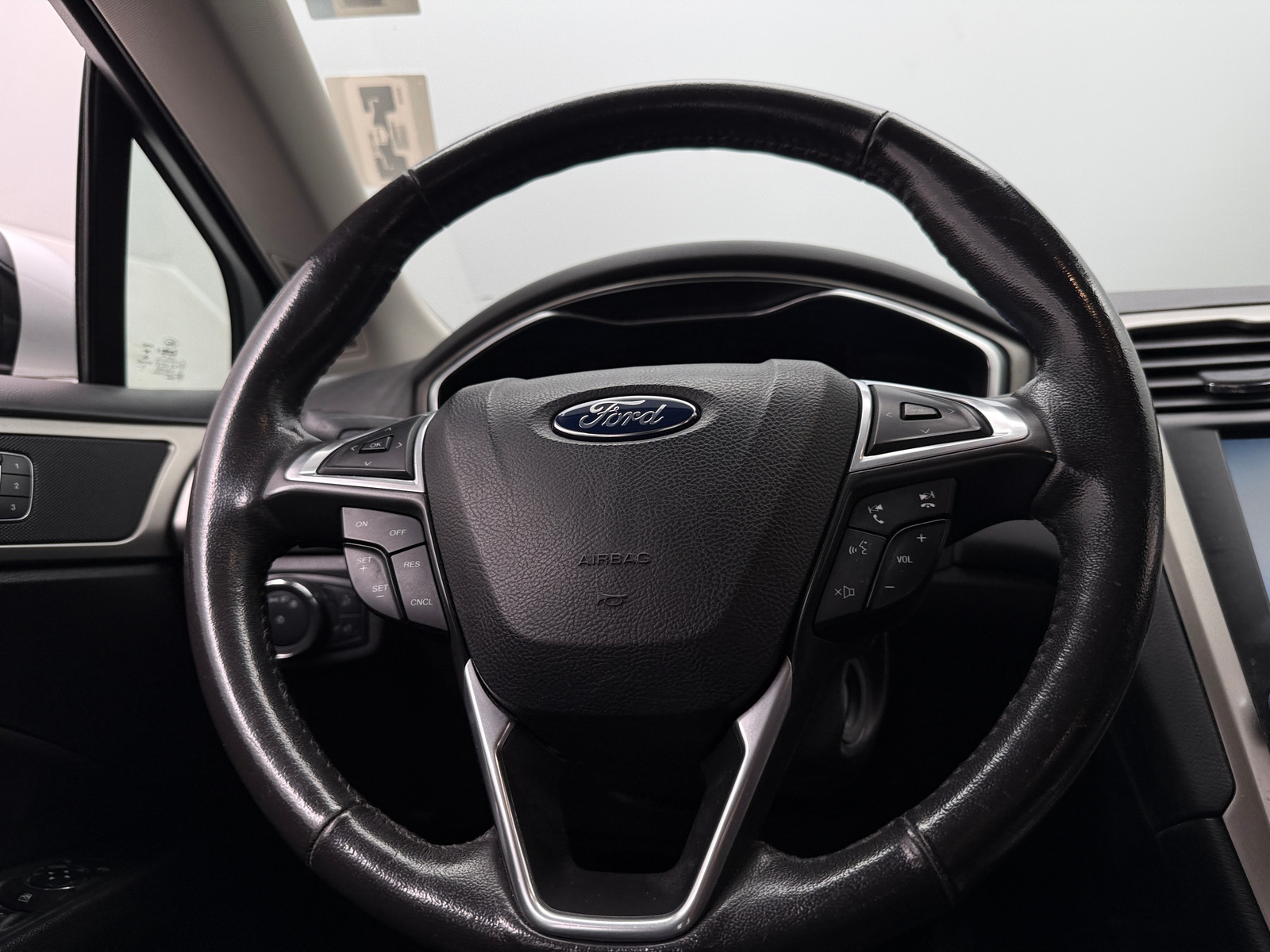 Thumbnail: 2014 Ford Fusion - 4