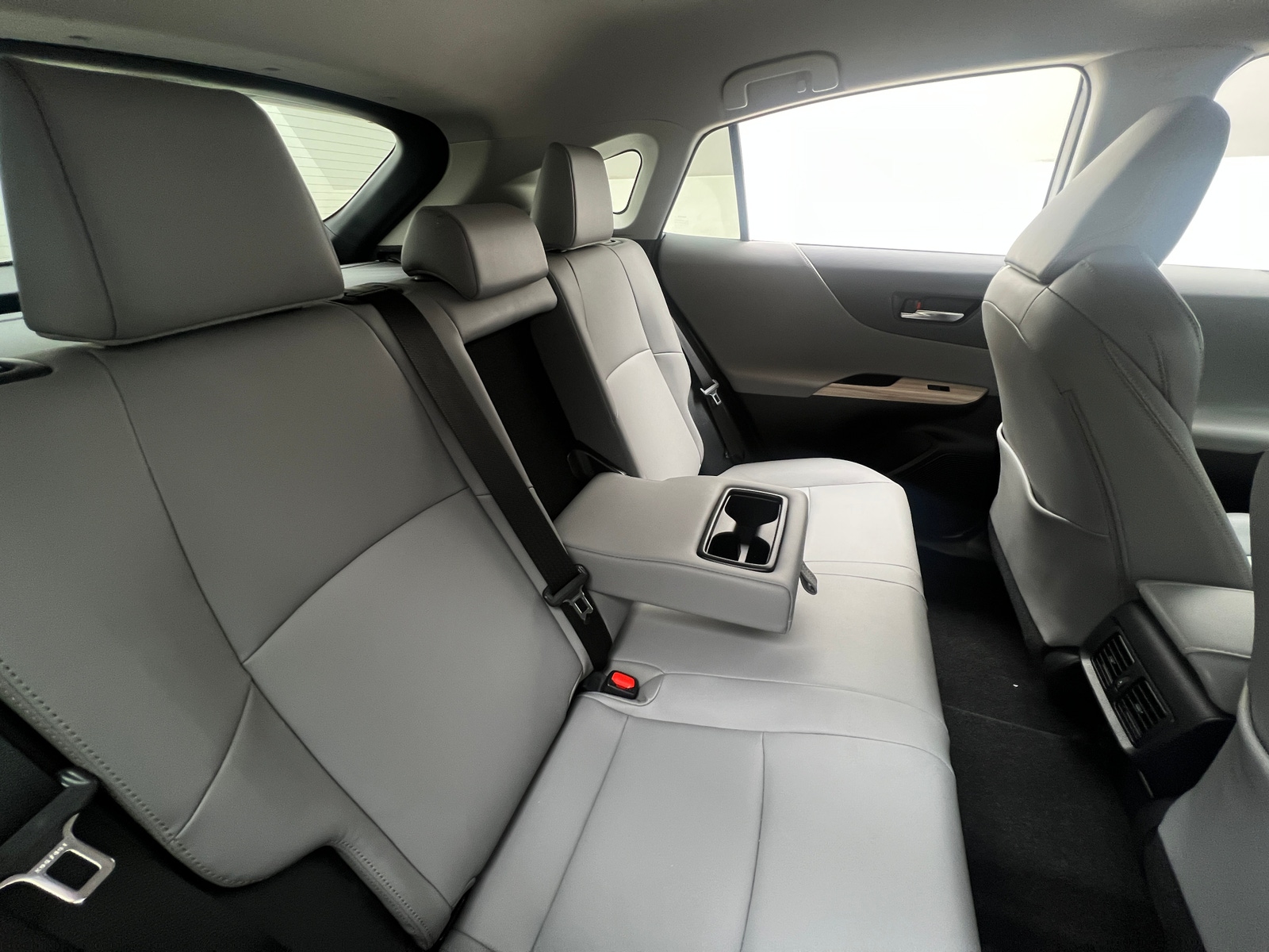 Thumbnail: 2023 Toyota Venza - 5