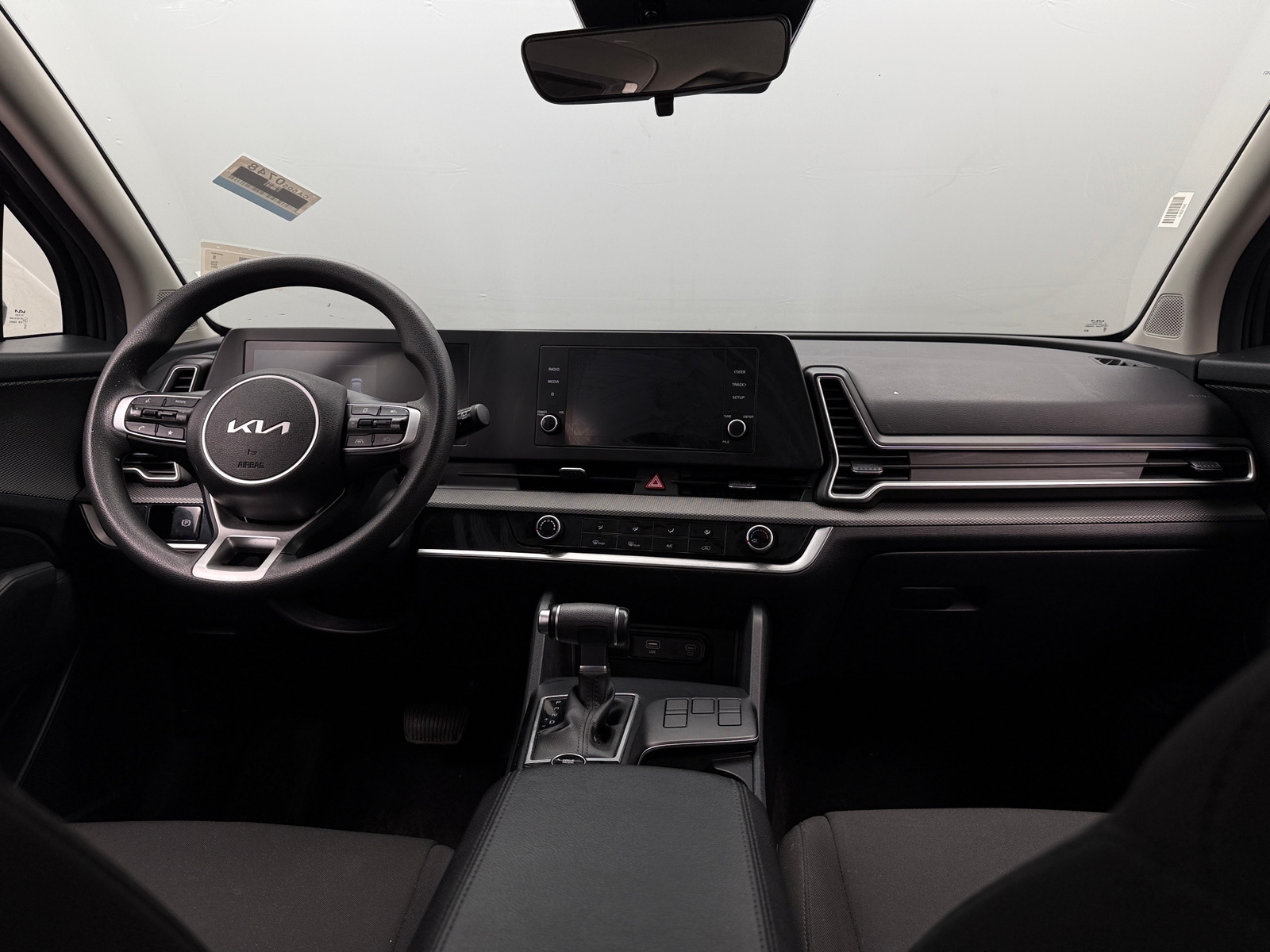 Thumbnail: 2024 Kia Sportage - 3