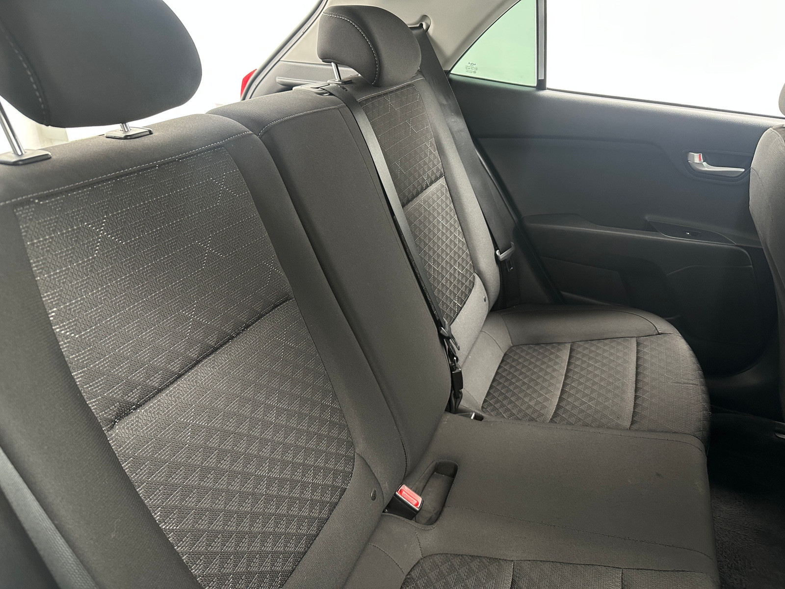 Thumbnail: 2023 Kia Rio - 6