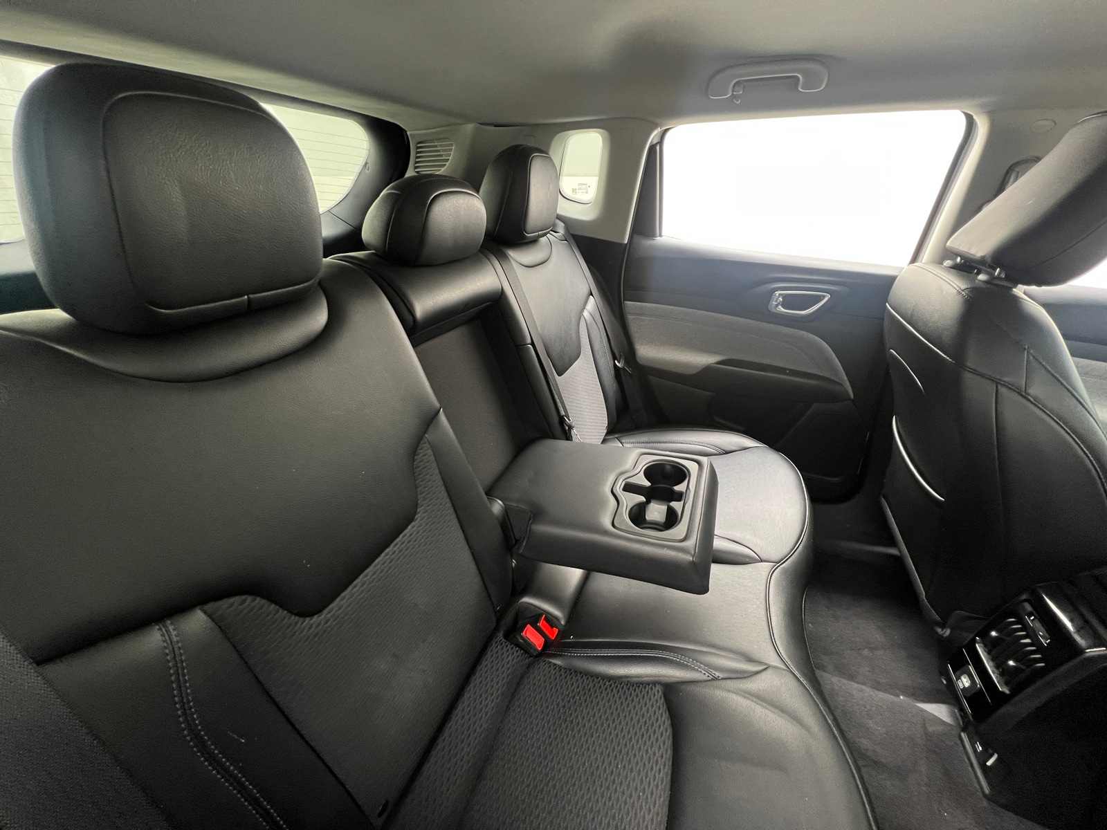 Thumbnail: 2022 Jeep Compass - 6