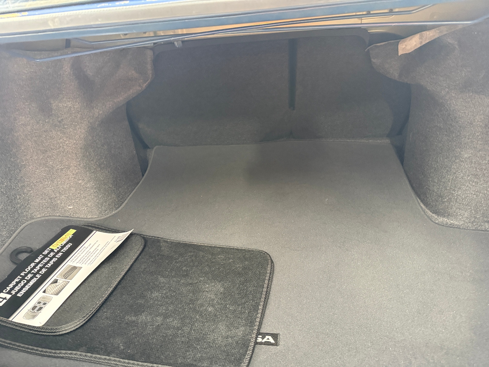 Thumbnail: 2017 Nissan Versa - 7