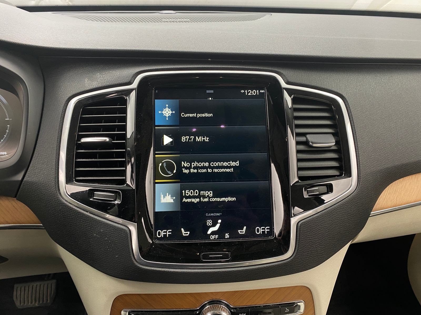 Thumbnail: 2021 Volvo XC90 - 3