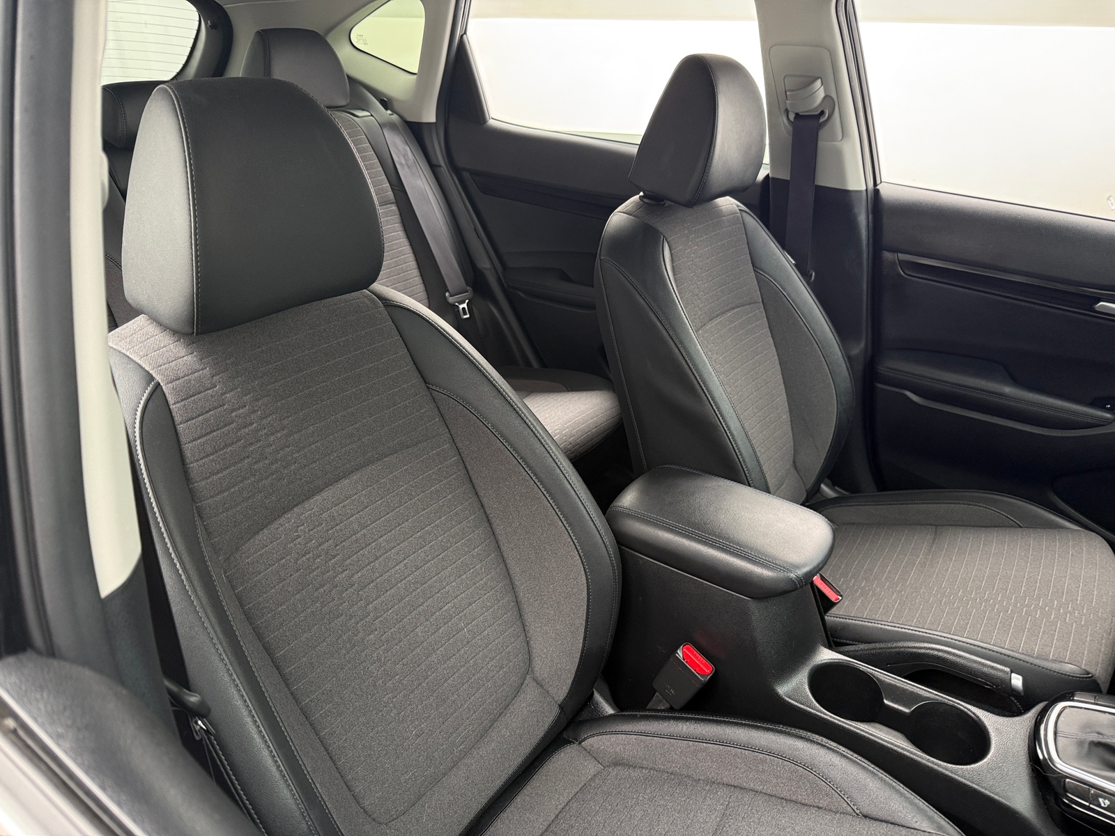 Thumbnail: 2022 Kia Seltos - 2