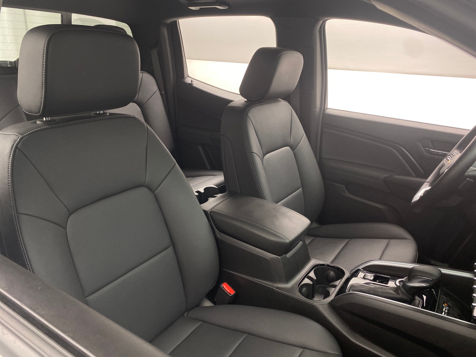 Thumbnail: 2024 Chevrolet Colorado - 2