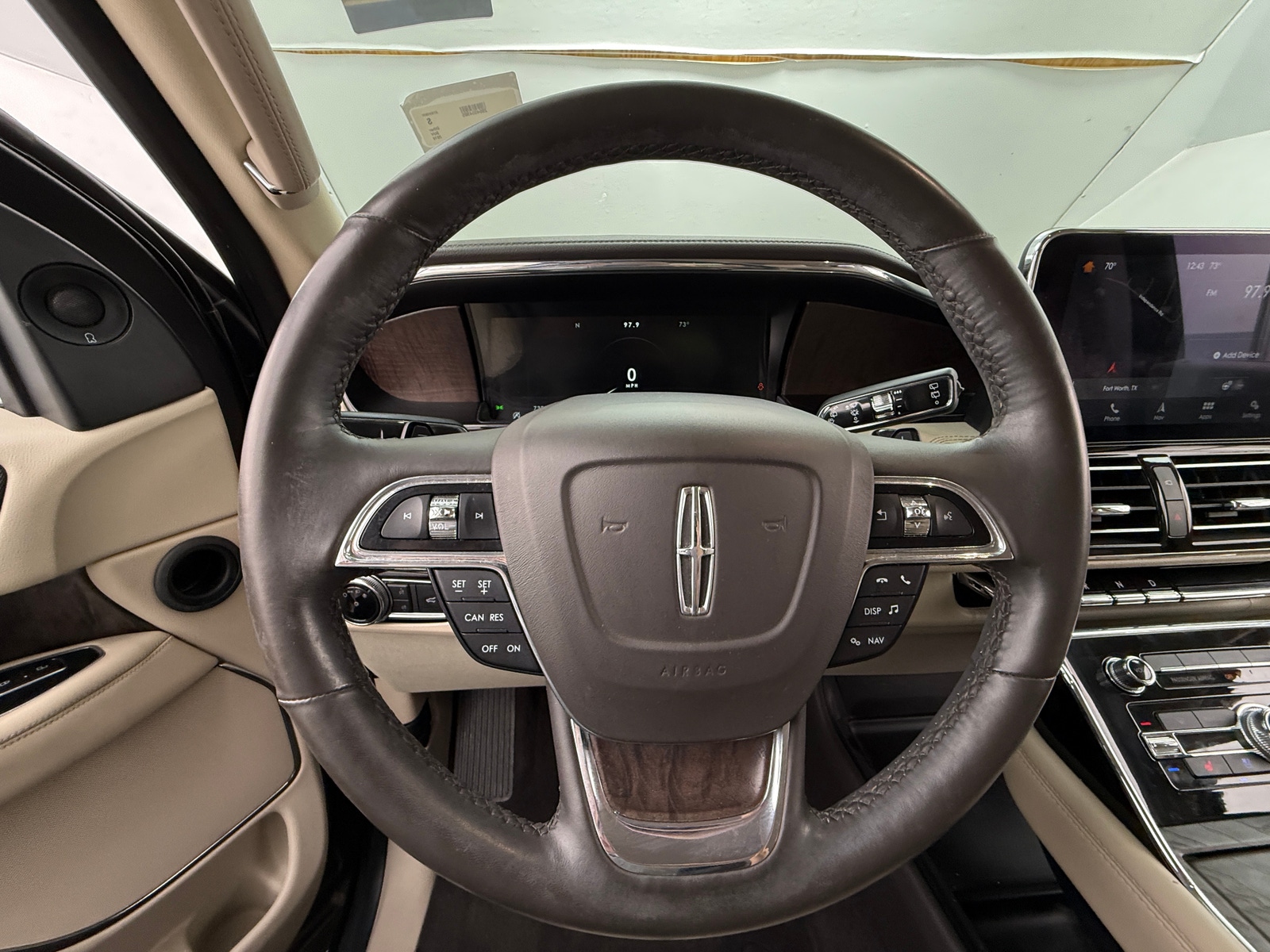 Thumbnail: 2018 Lincoln Navigator - 4