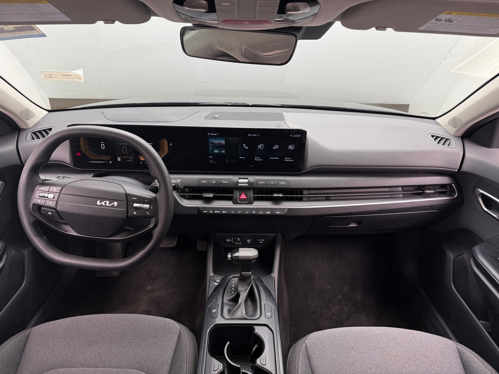 Thumbnail: 2025 Kia K4 - 3