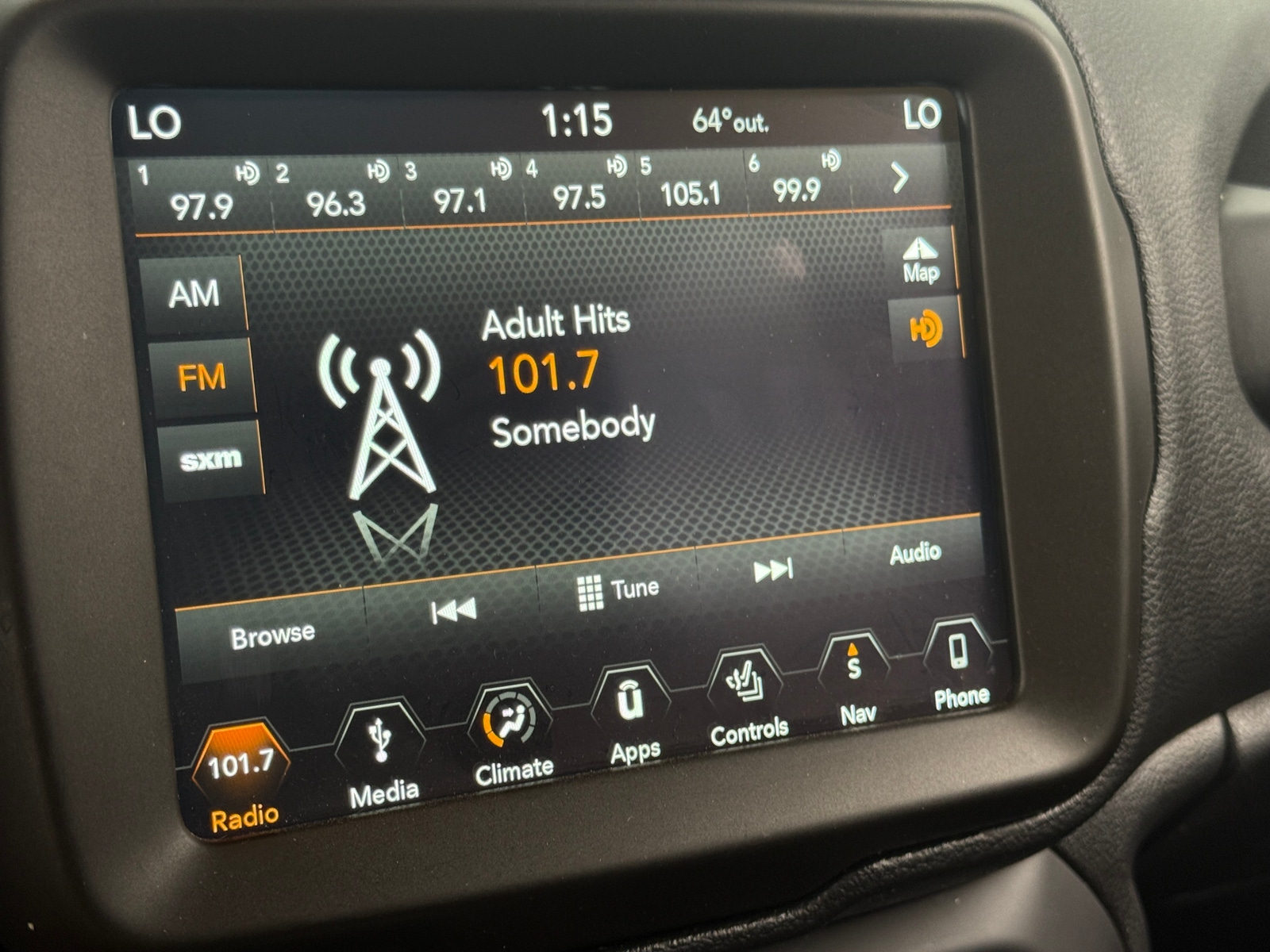 Thumbnail: 2019 Jeep Renegade - 3