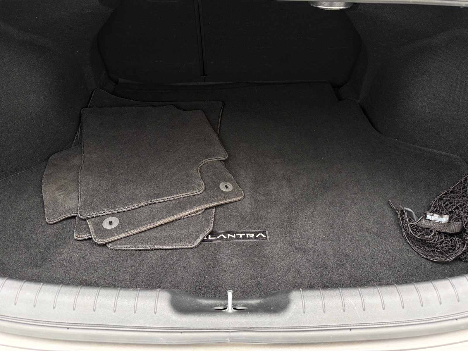 Thumbnail: 2023 Hyundai Elantra - 6