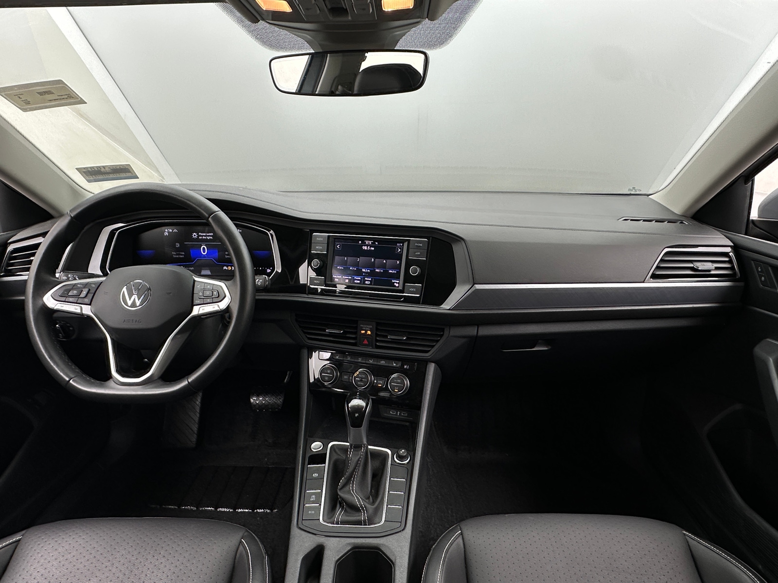 Thumbnail: 2023 Volkswagen Jetta - 2