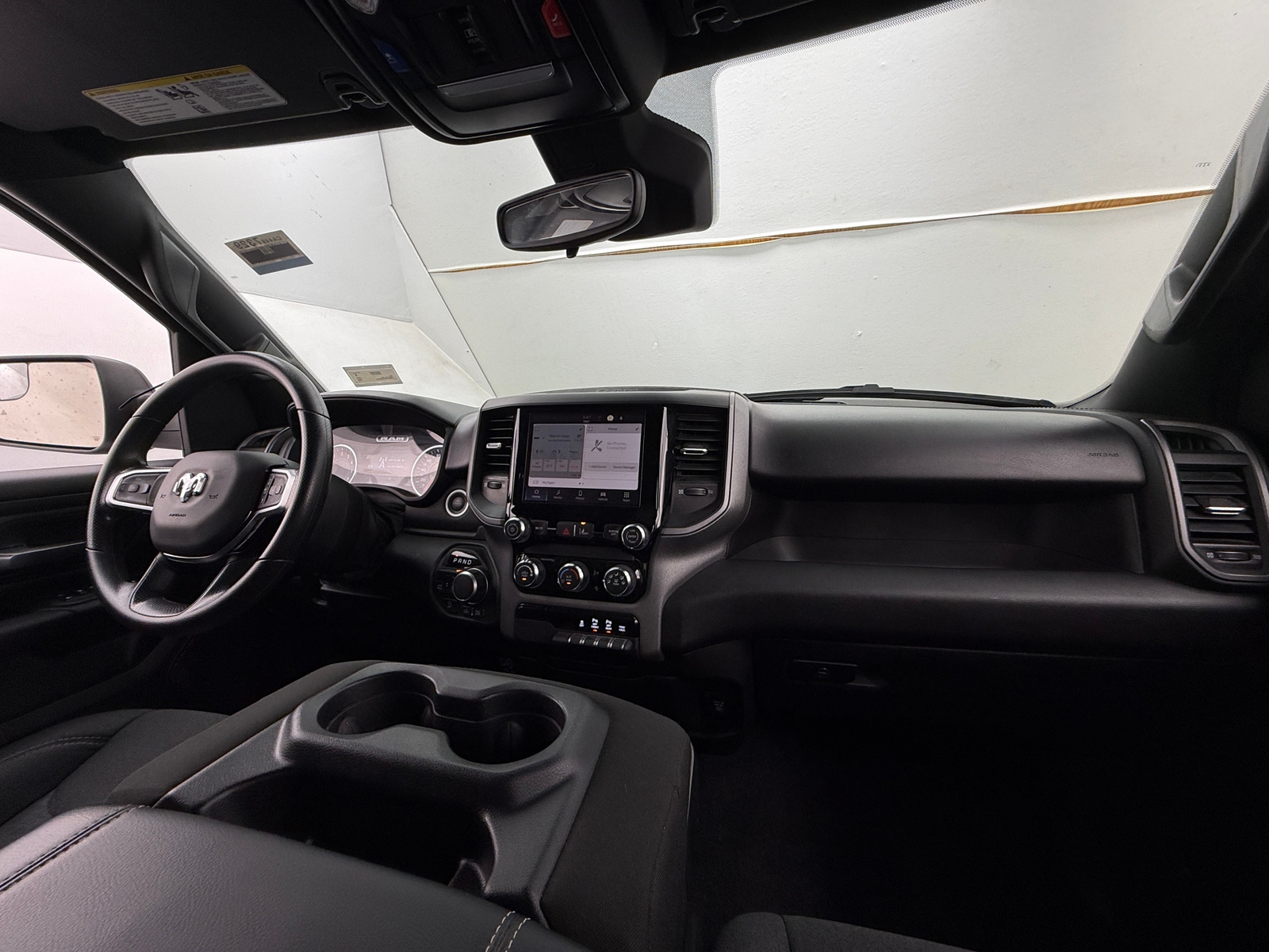 Thumbnail: 2025 RAM 1500 - 3