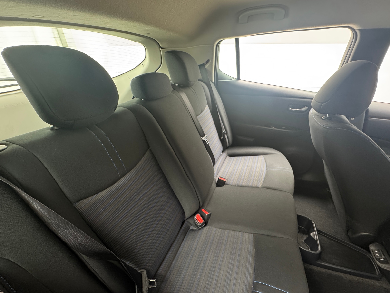 Thumbnail: 2024 Nissan Leaf - 6