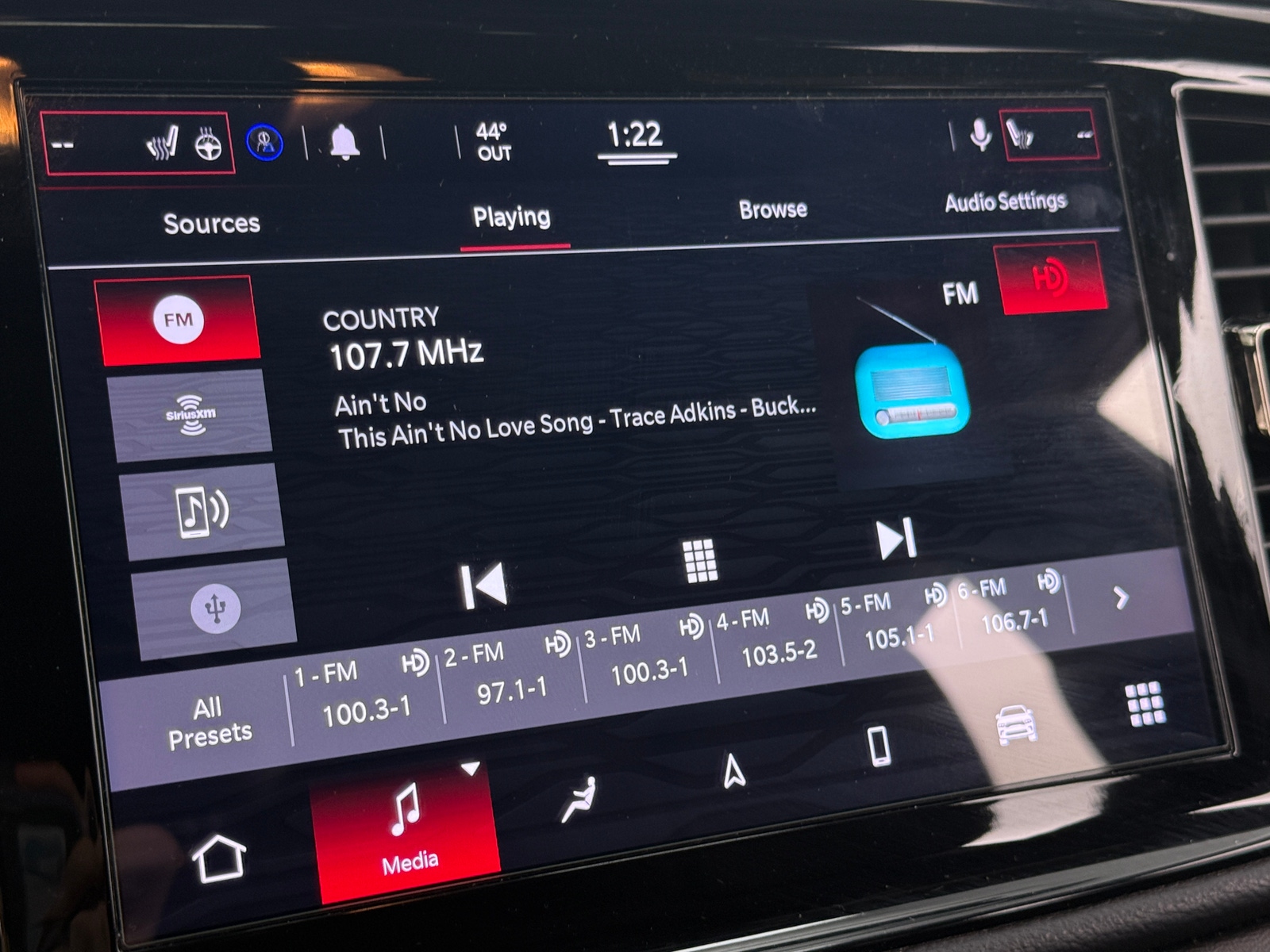 Thumbnail: 2021 Dodge Durango - 3