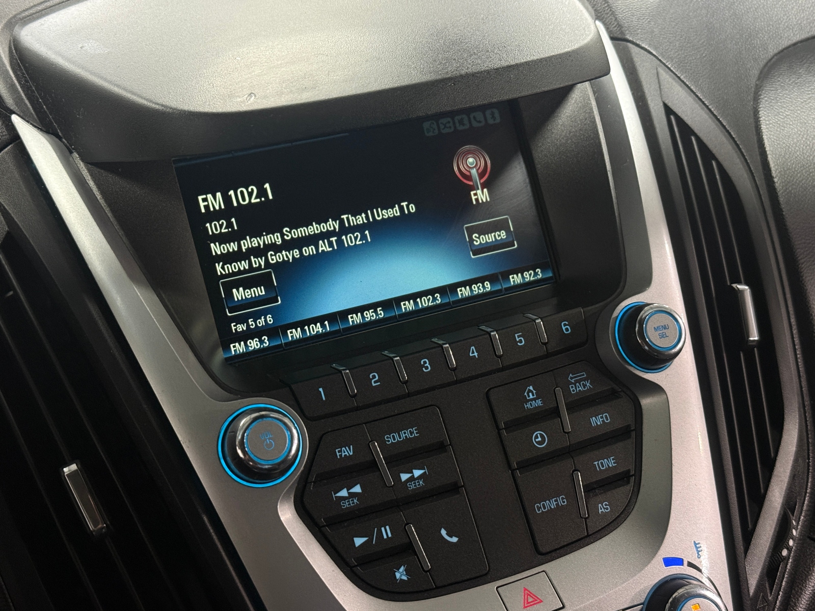 Thumbnail: 2016 Chevrolet Equinox - 4