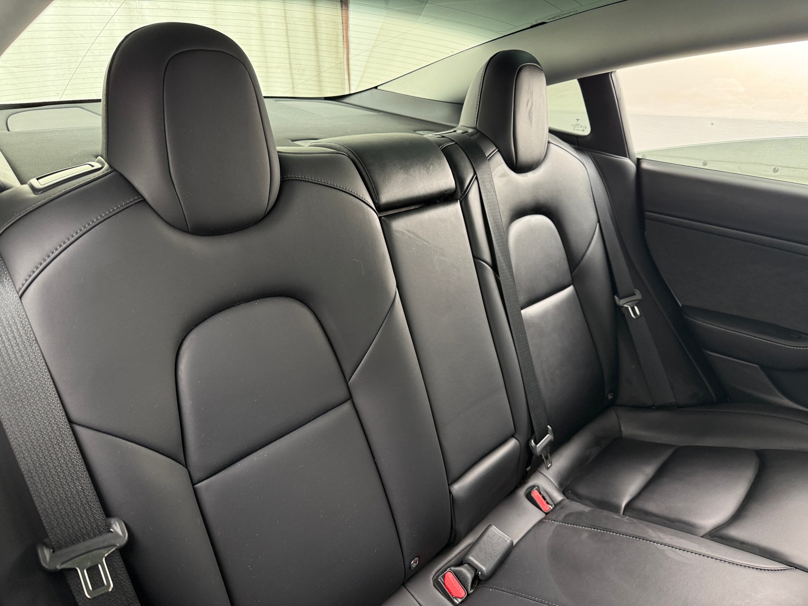 Thumbnail: 2022 Tesla Model 3 - 5