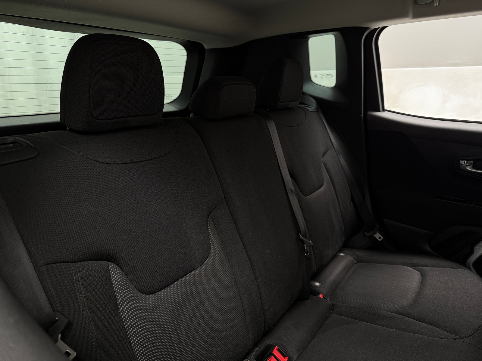 Thumbnail: 2018 Jeep Renegade - 6