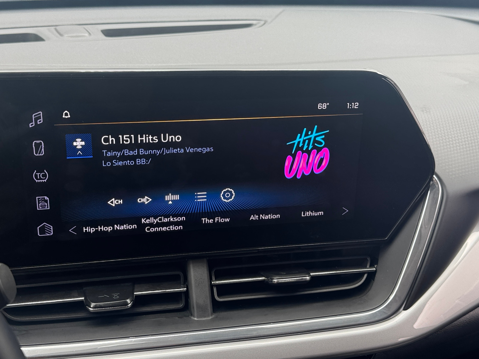 Thumbnail: 2025 Chevrolet Trax - 4