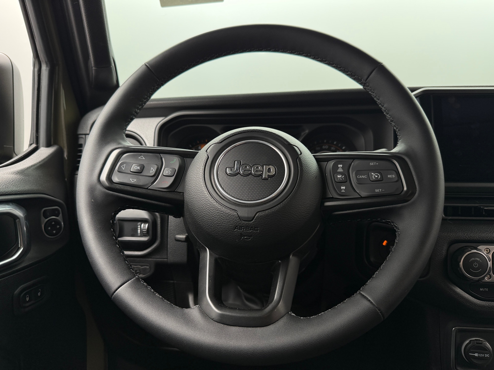 Thumbnail: 2025 Jeep Wrangler - 4