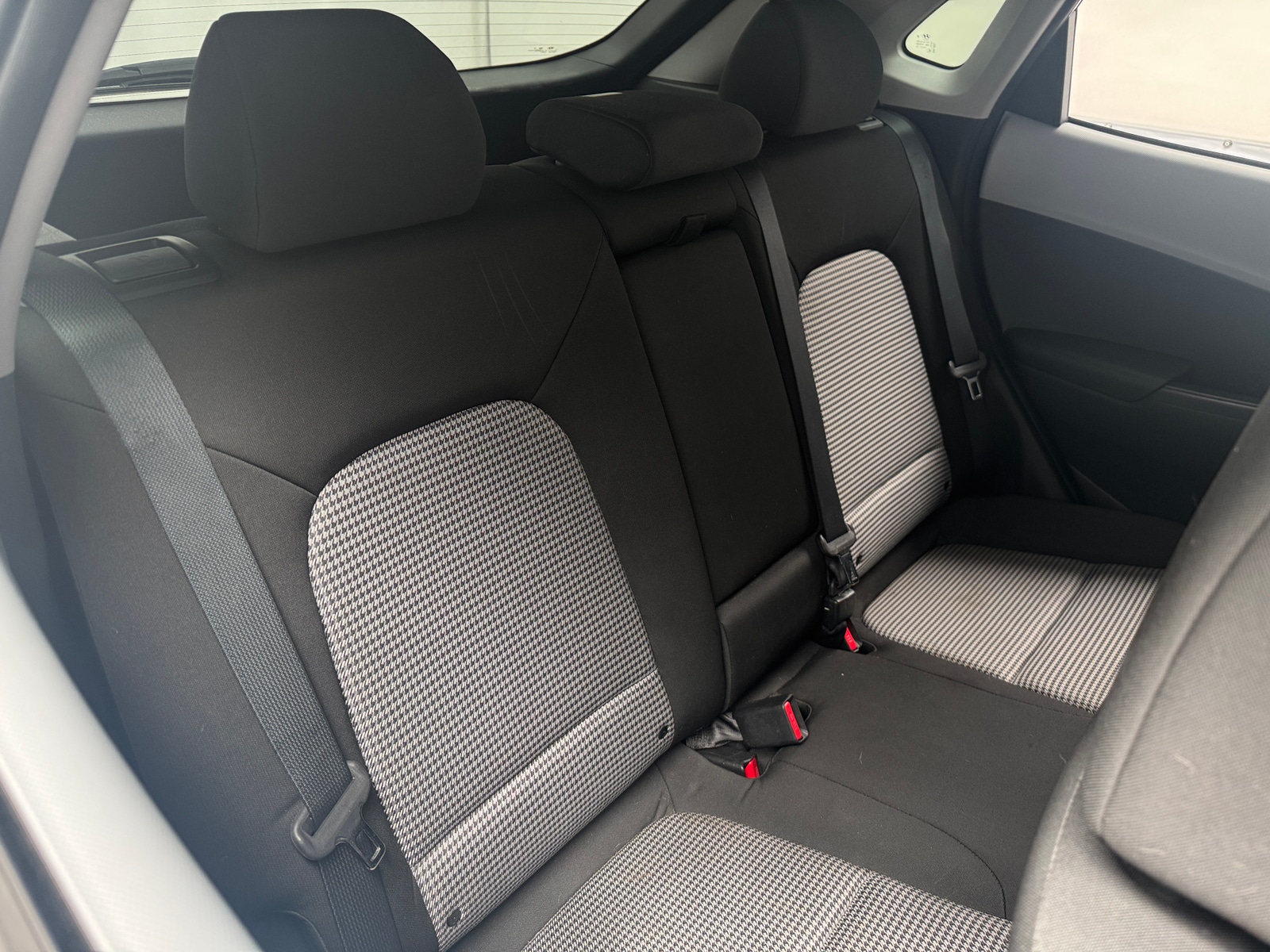 Thumbnail: 2020 Hyundai Kona - 6