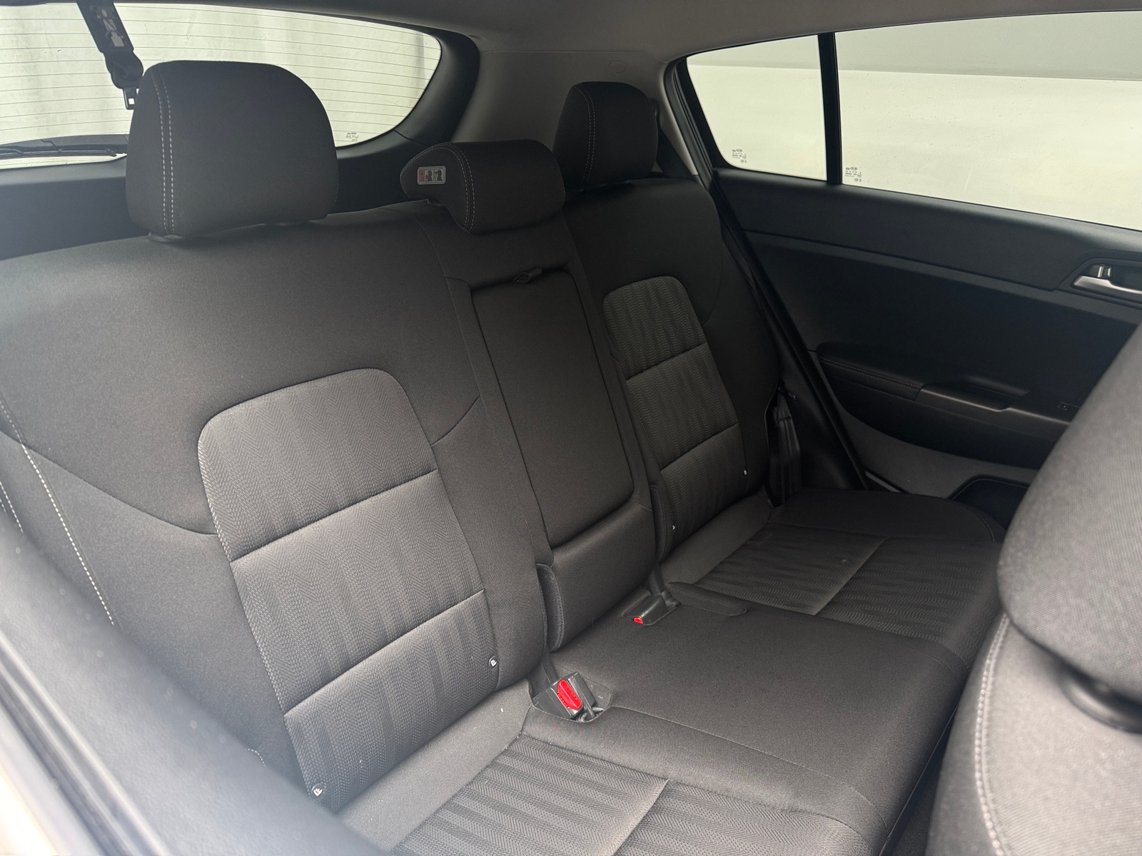 Thumbnail: 2020 Kia Sportage - 6