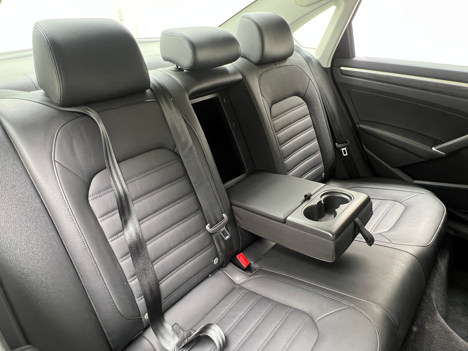 Thumbnail: 2018 Volkswagen Passat - 5