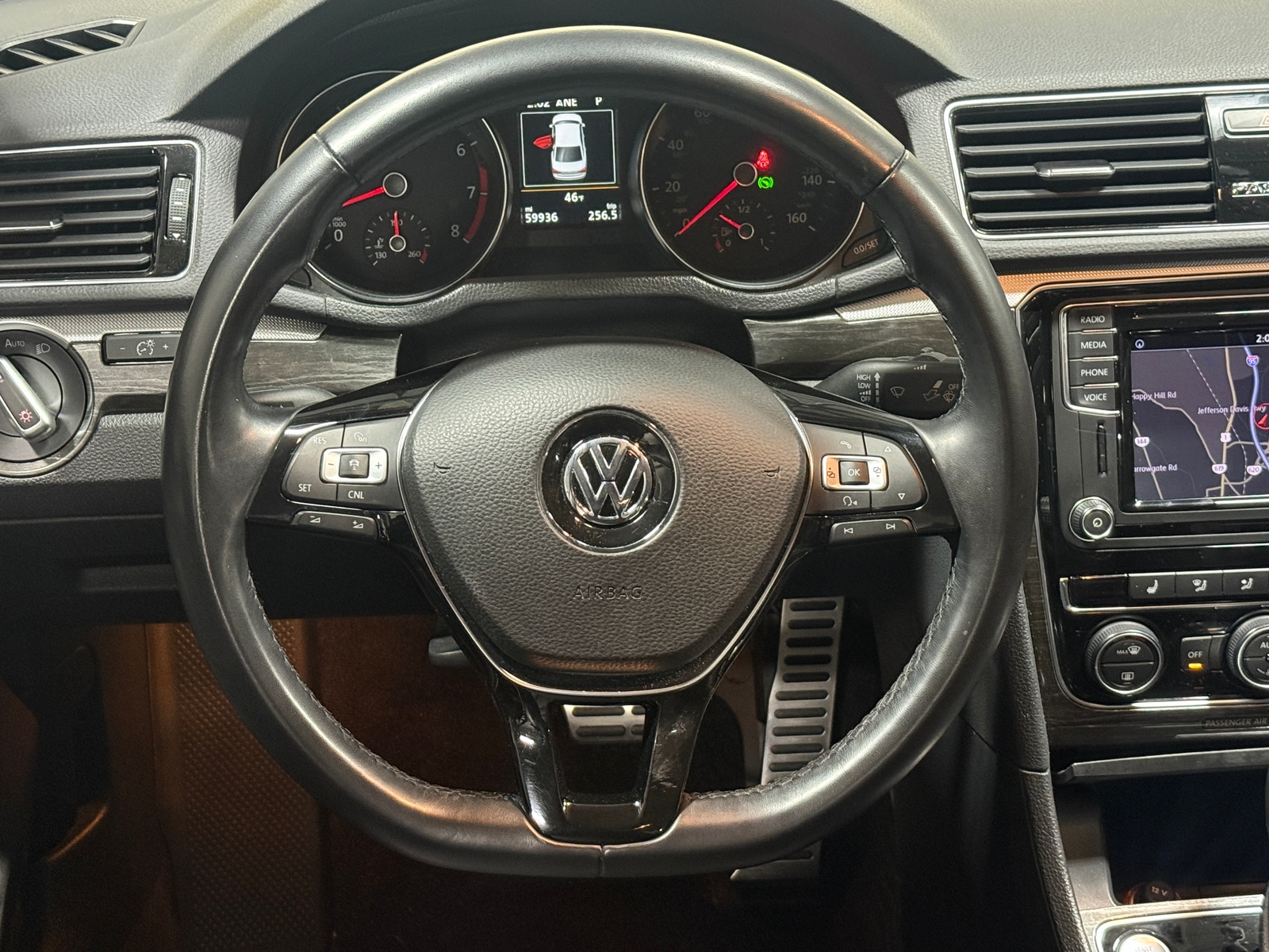 Thumbnail: 2018 Volkswagen Passat - 4