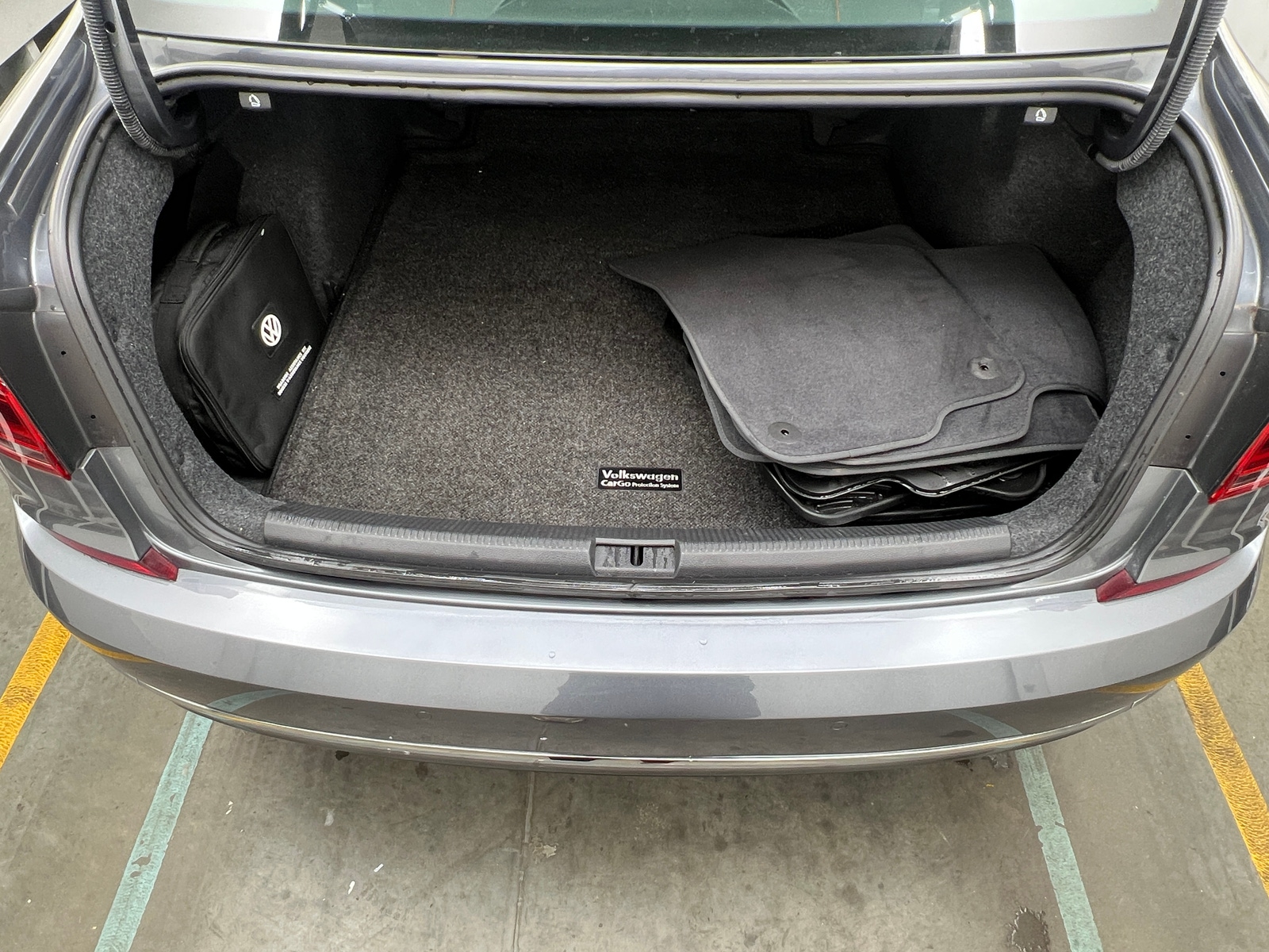 Thumbnail: 2018 Volkswagen Passat - 6