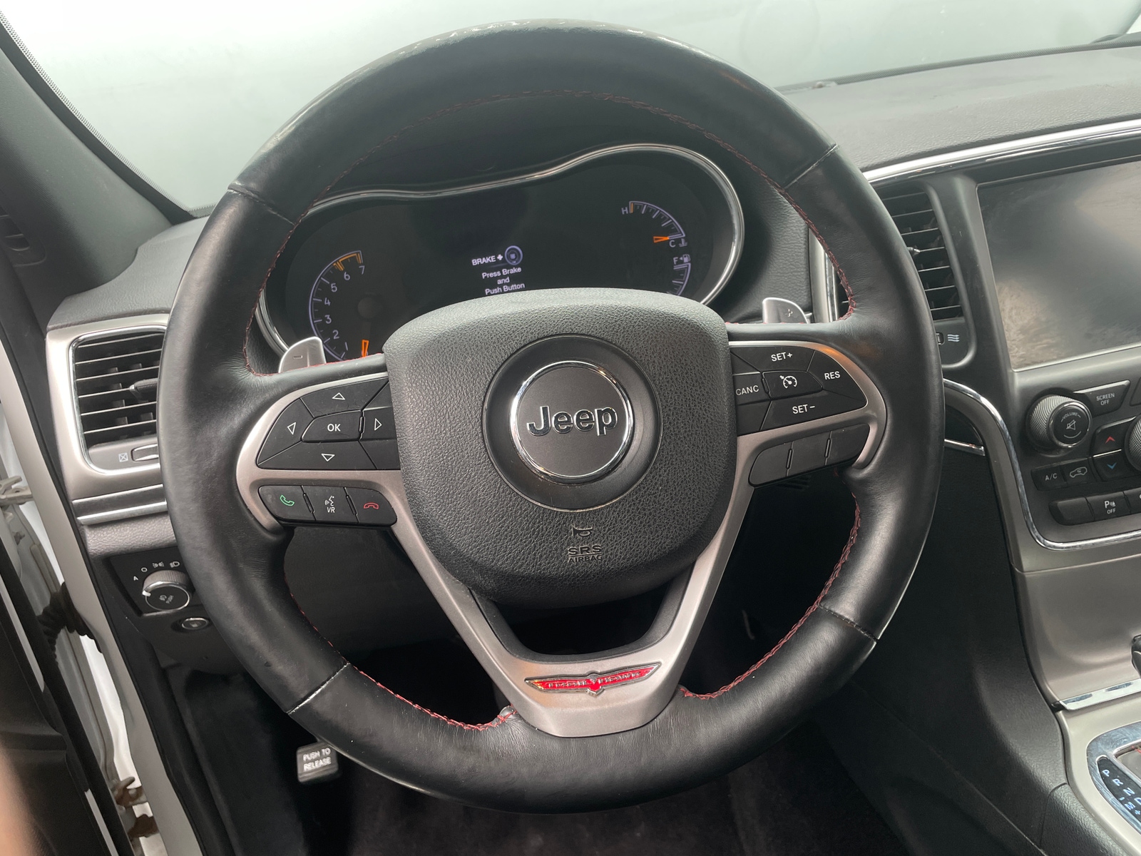 Thumbnail: 2017 Jeep Grand Cherokee - 4