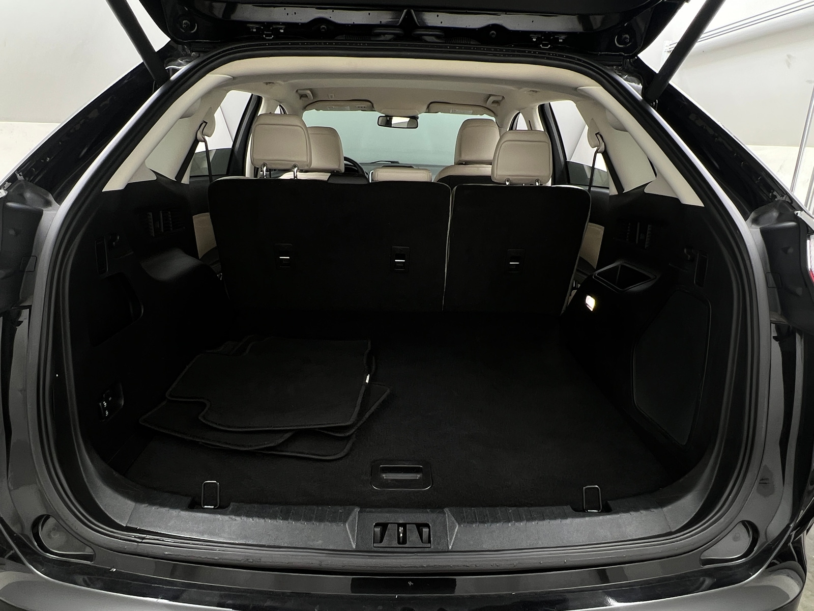 Thumbnail: 2024 Ford Edge - 6